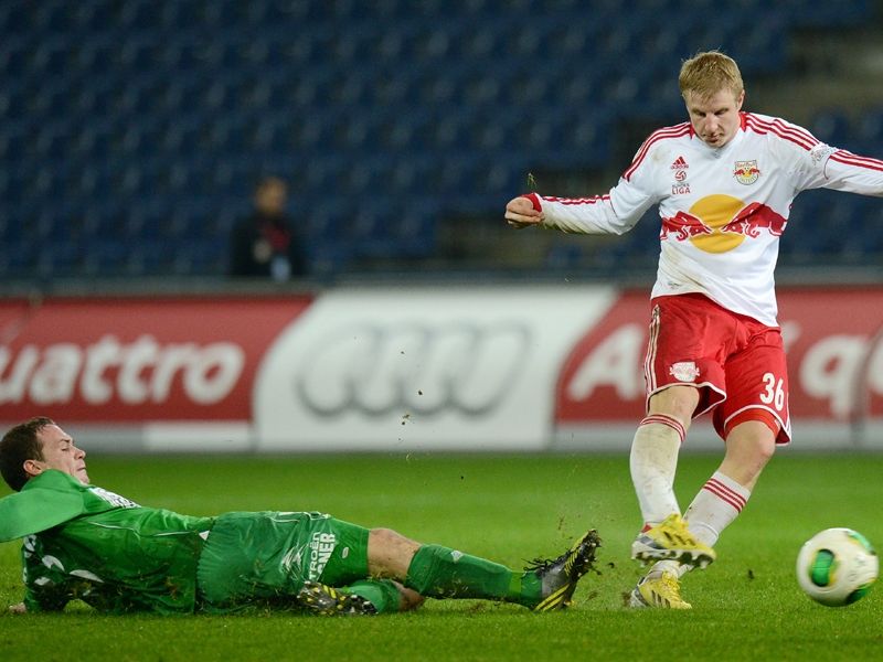 Martin Hinteregger  Patrick Buerger FC Red Bull Salzburg  SV Mattersburg   tipp3  15122012