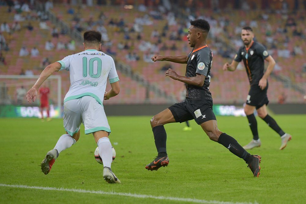 الأهلي - الشباب