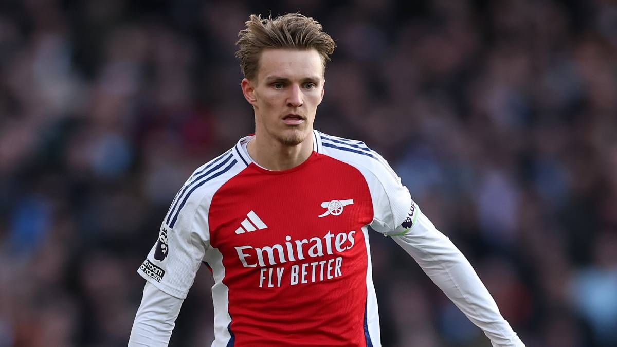 Explained: Why Arsenal star Martin Odegaard's agent was spotted at Anfield on Saturday