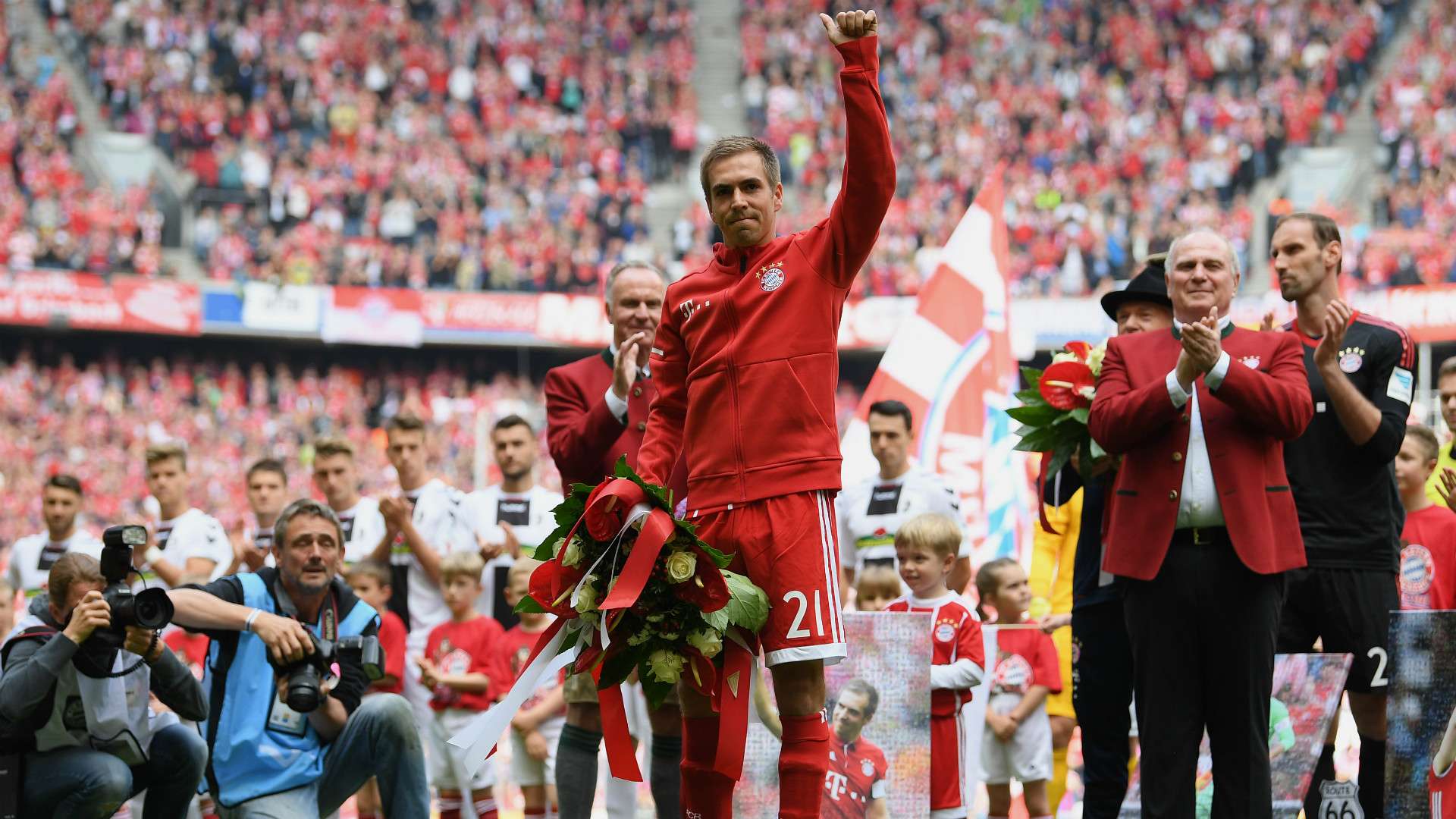 philipp lahm - cropped