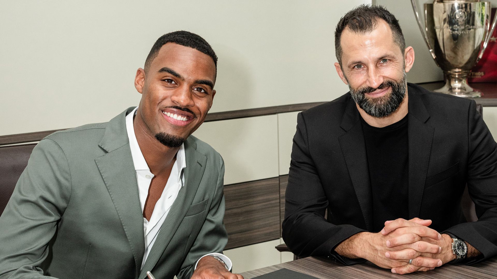 Ryan Gravenberch FC Bayern 2022