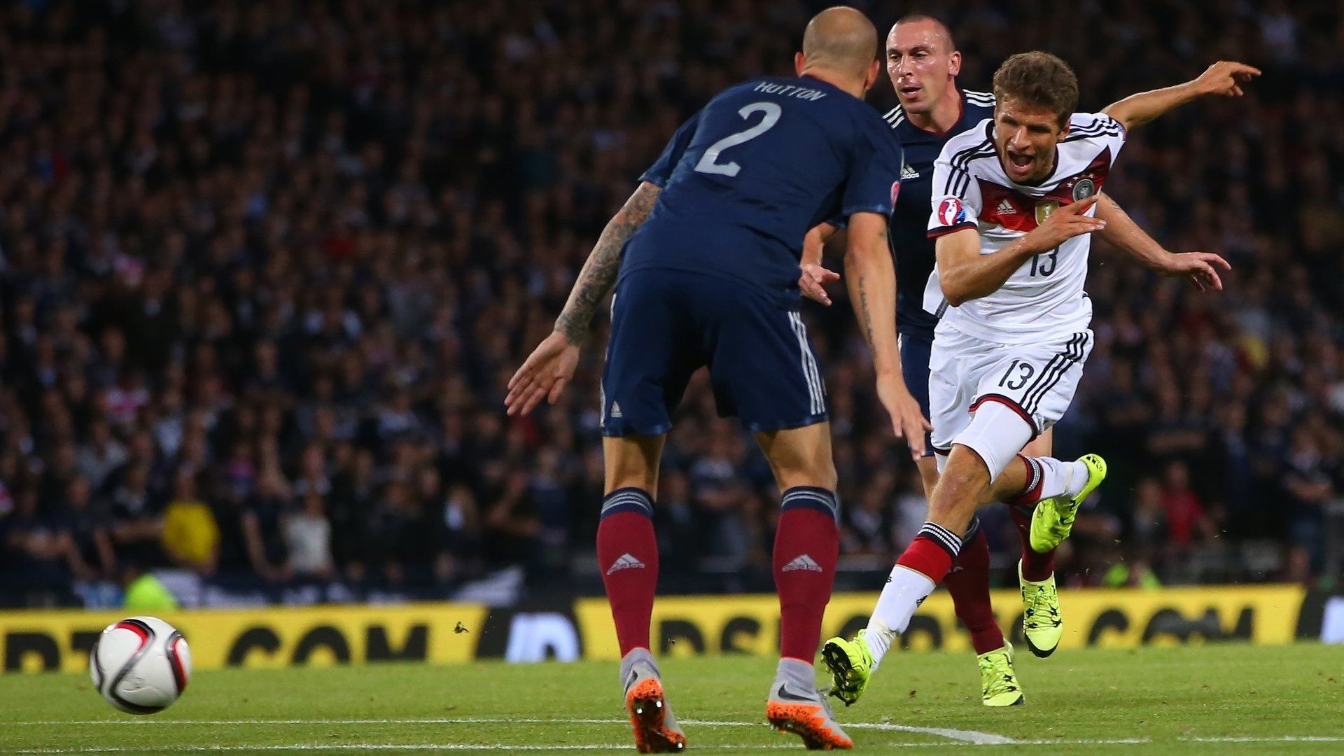 Thomas Muller Alan Hutton Scotland Germany