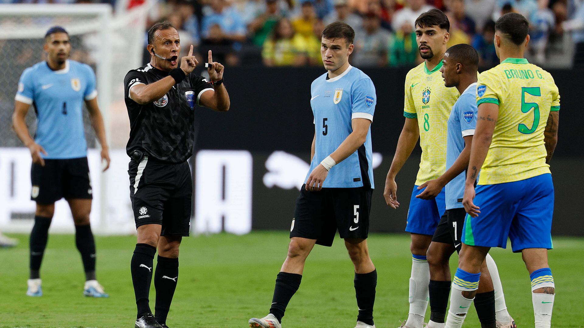 Dario Herrera em Brasil x Uruguai