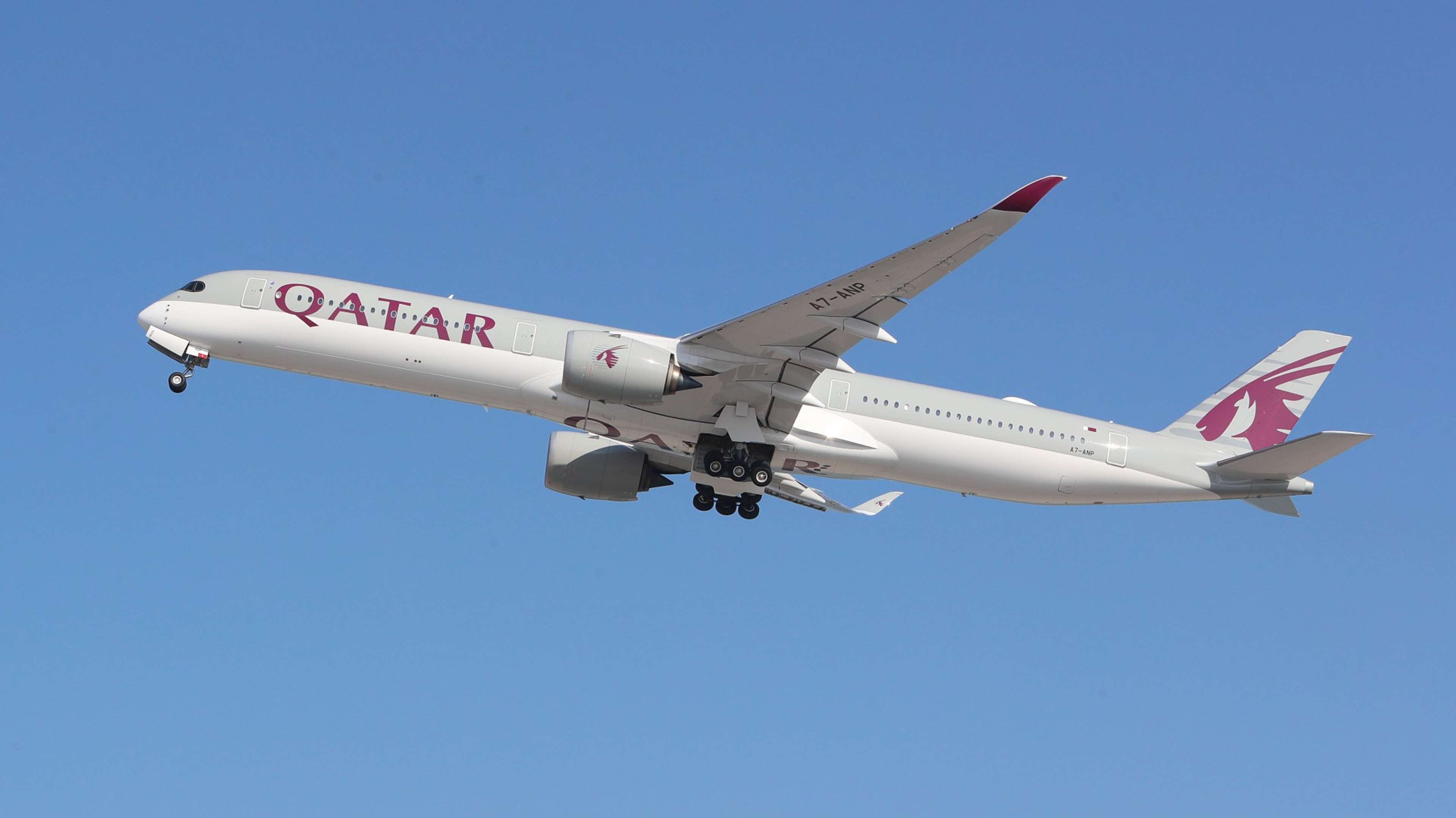 Qatar avión