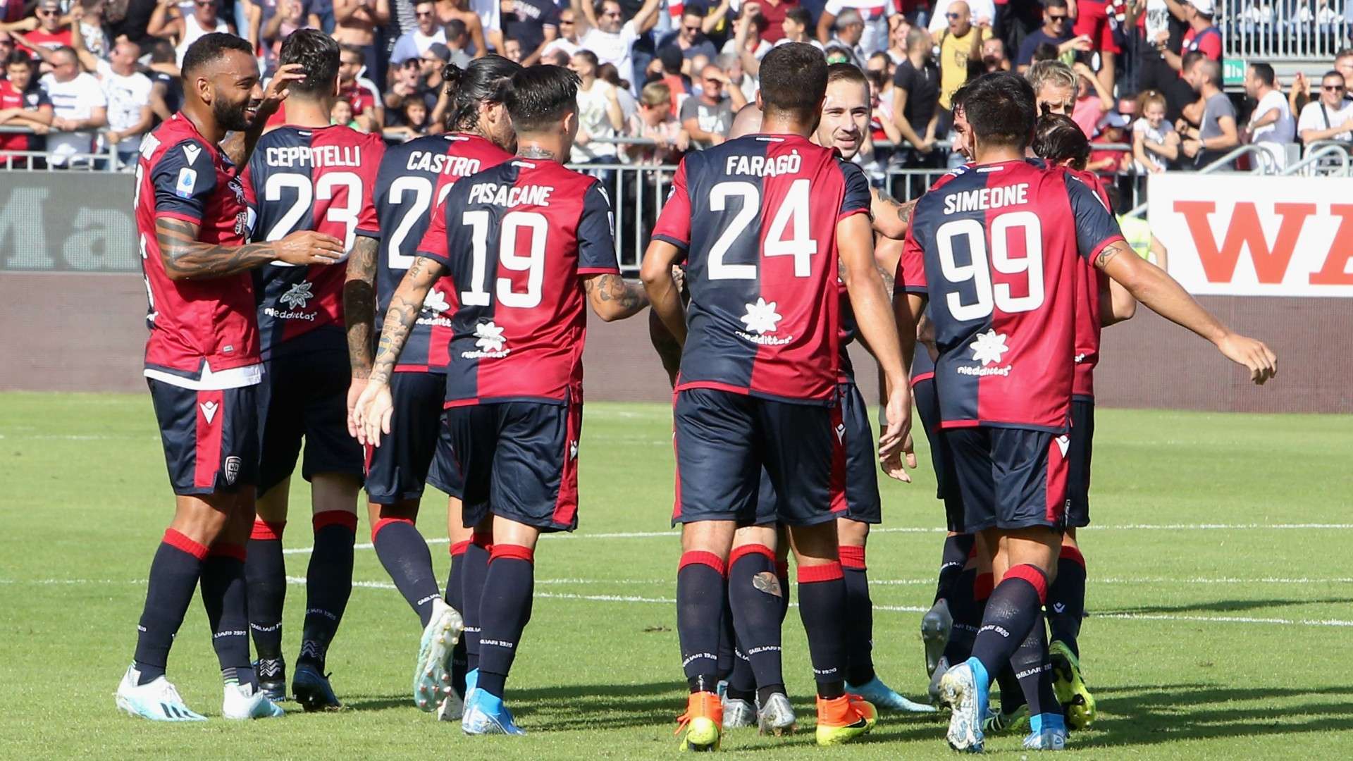 Cagliari celebrating