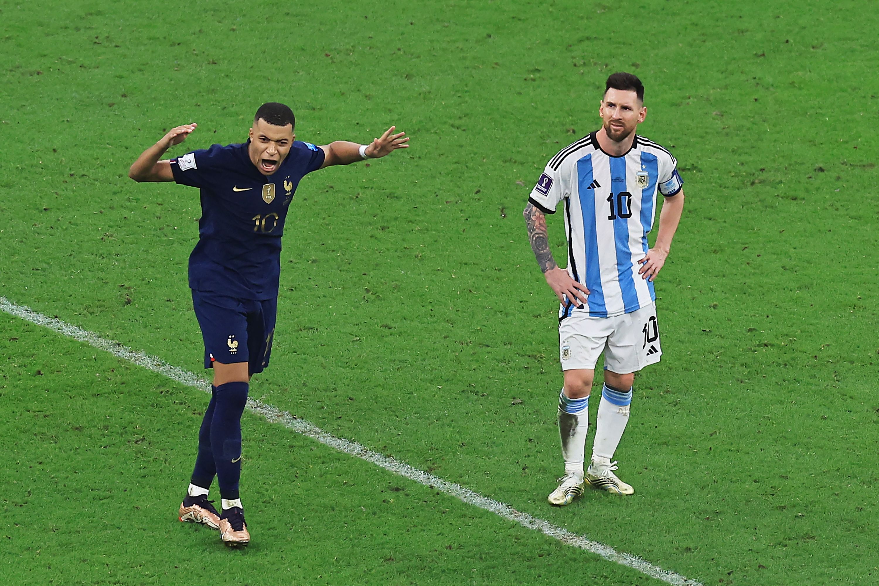 Messi Mbappe World Cup