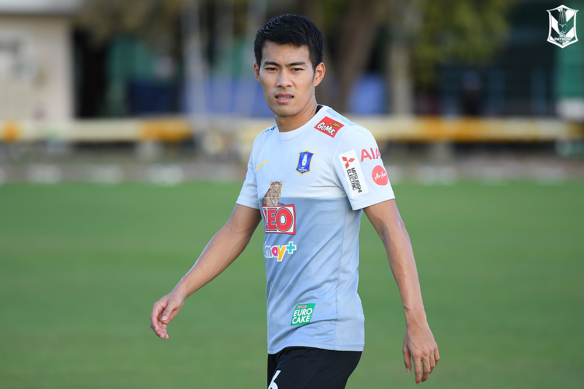 สารัช อยู่เย็น