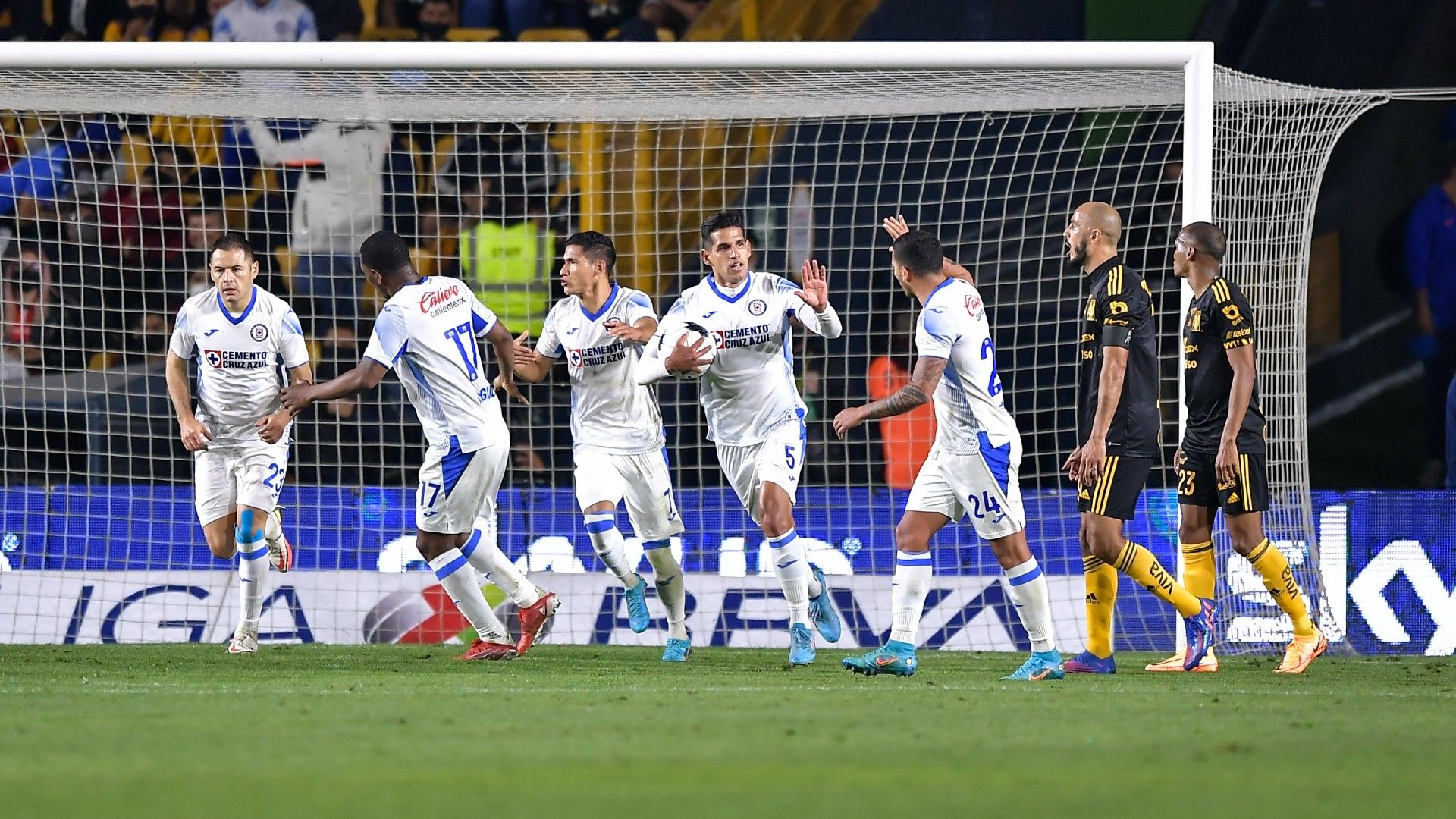 Cruz Azul Clausura 2022 Luis Abram