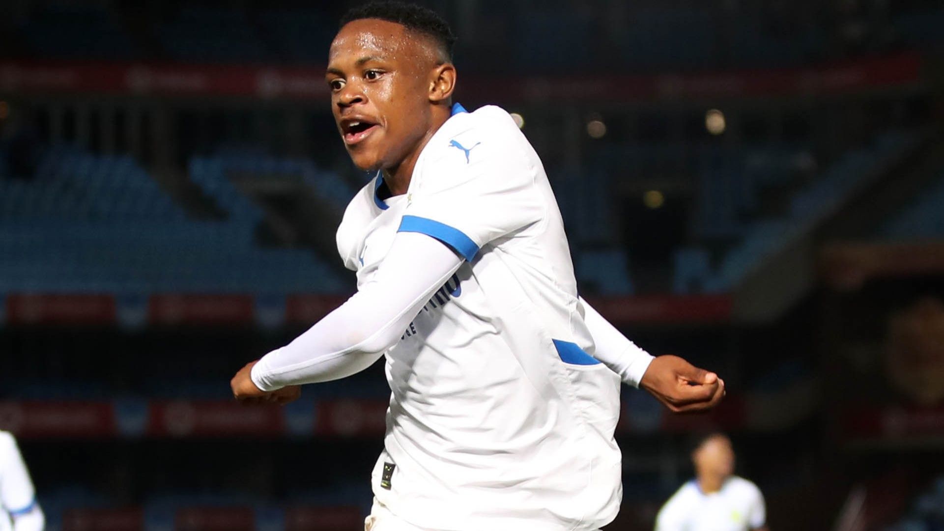 Kutlwano Letlhaku, Mamelodi Sundowns