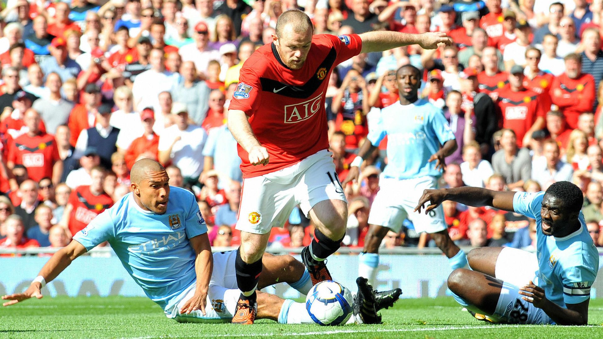Wayne Rooney Nigel De Jong Kolo Toure Manchester United Manchester City Premier League 20092009