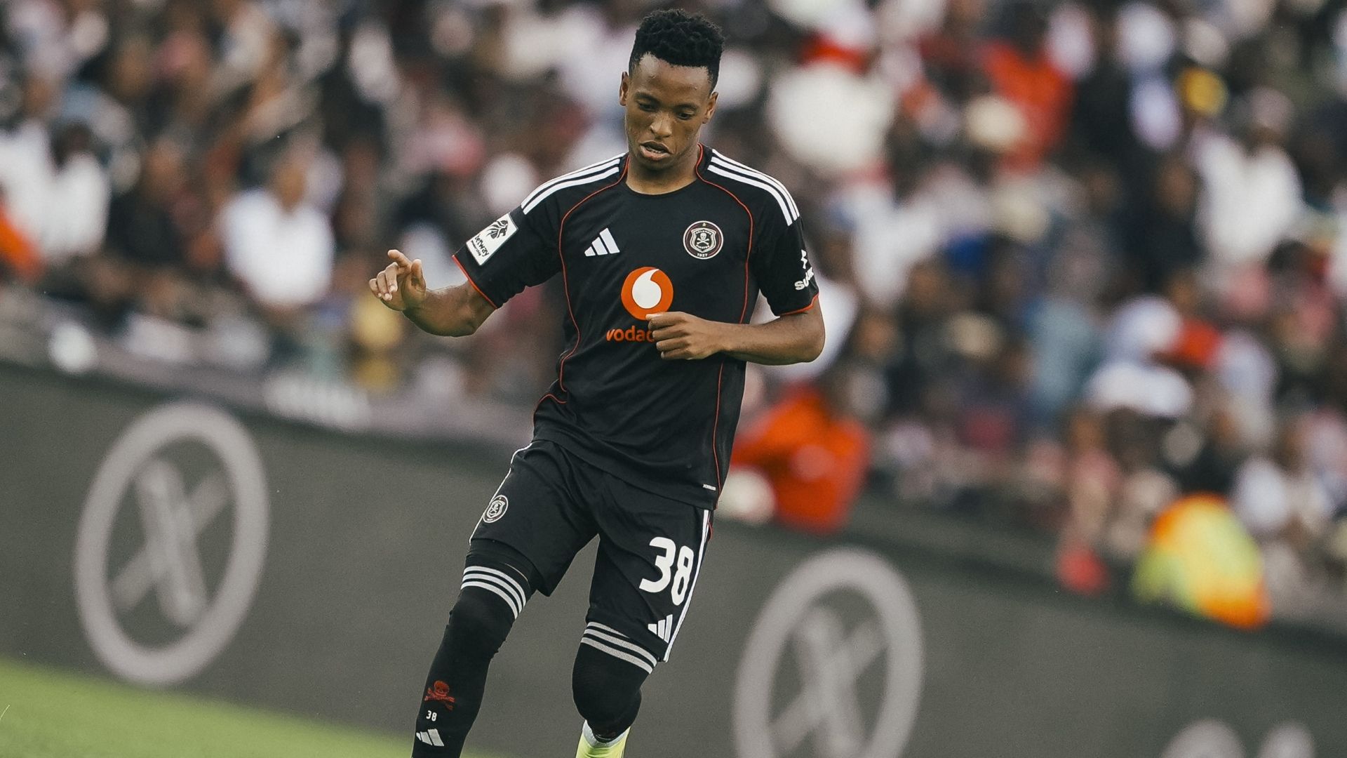 Relebohile Mofokeng, Orlando Pirates