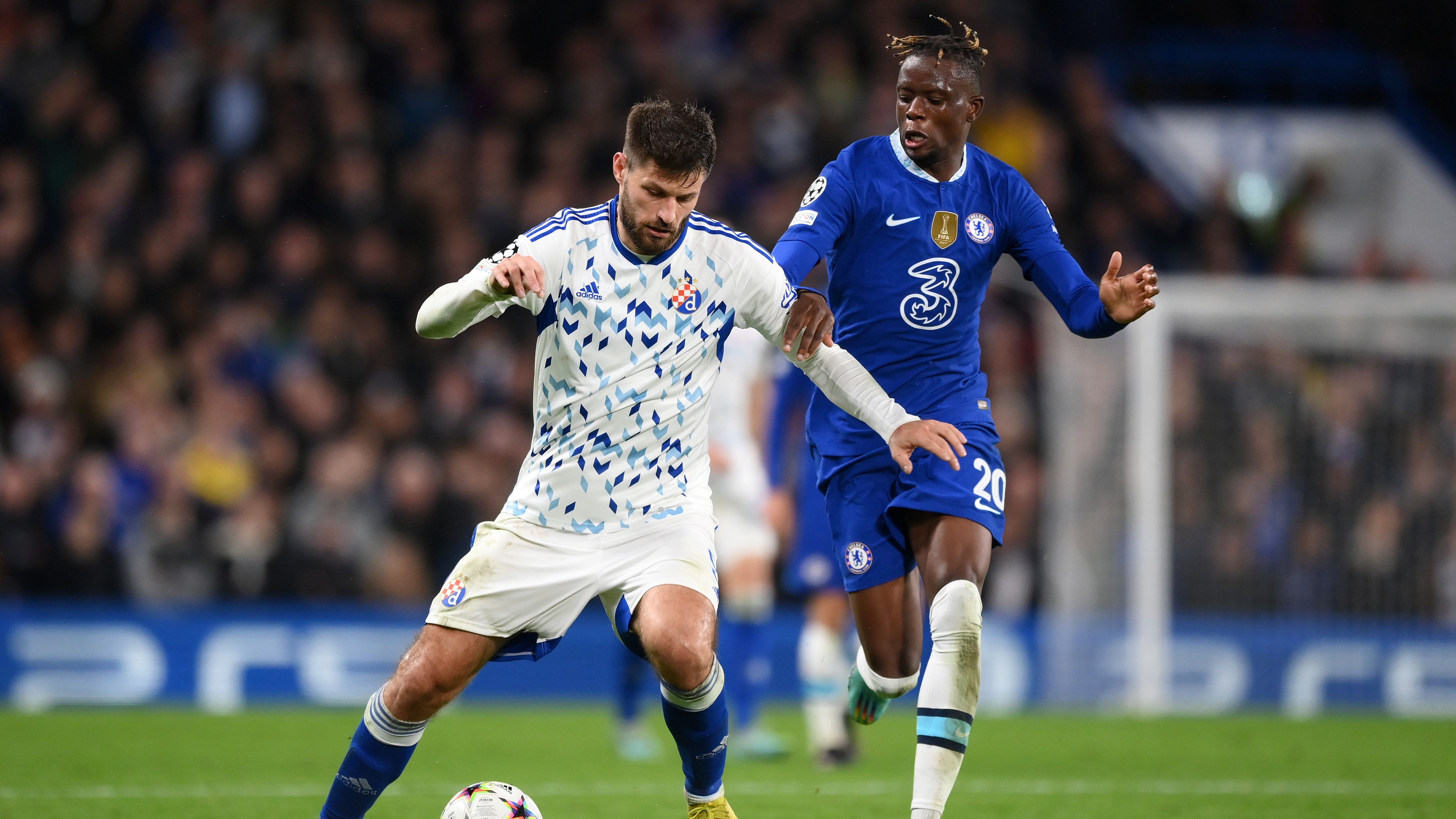 Zakaria Chelsea 2022-23