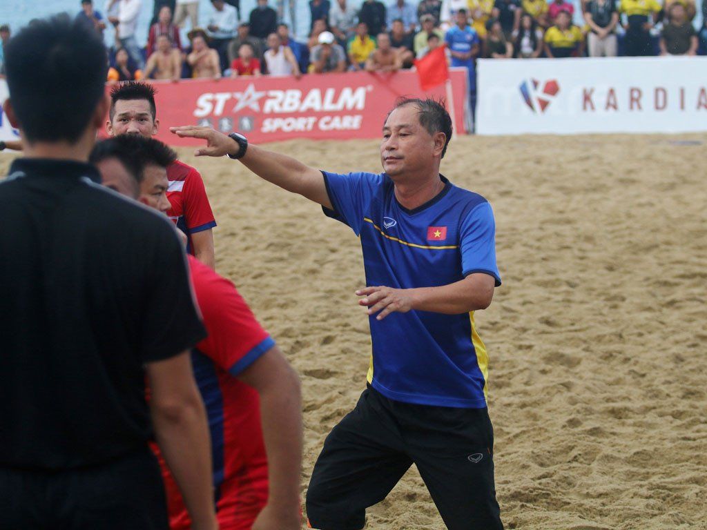 Le Van Tu Khanh Hoa beach team