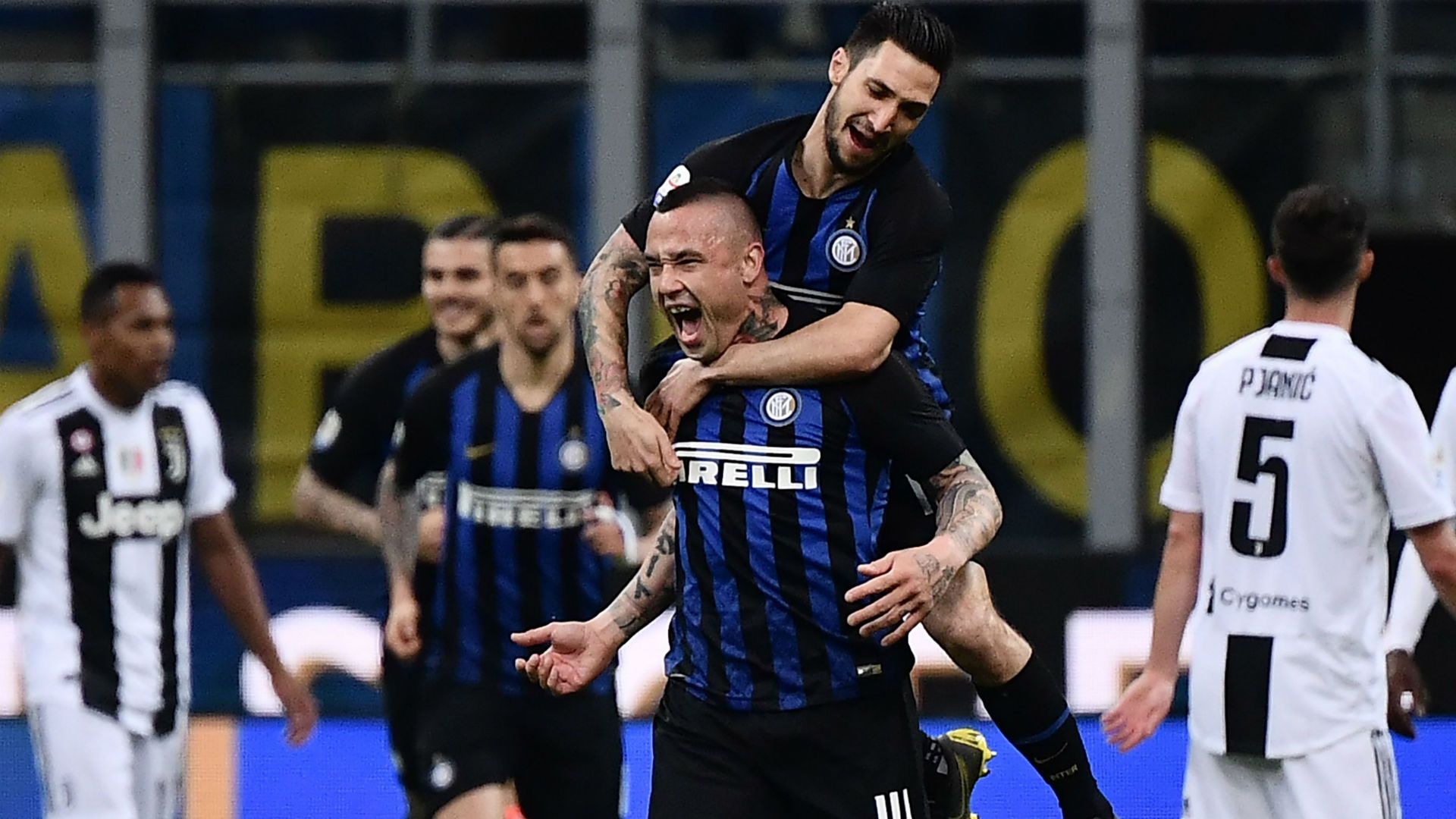 Nainggolan Inter Juventus Serie A