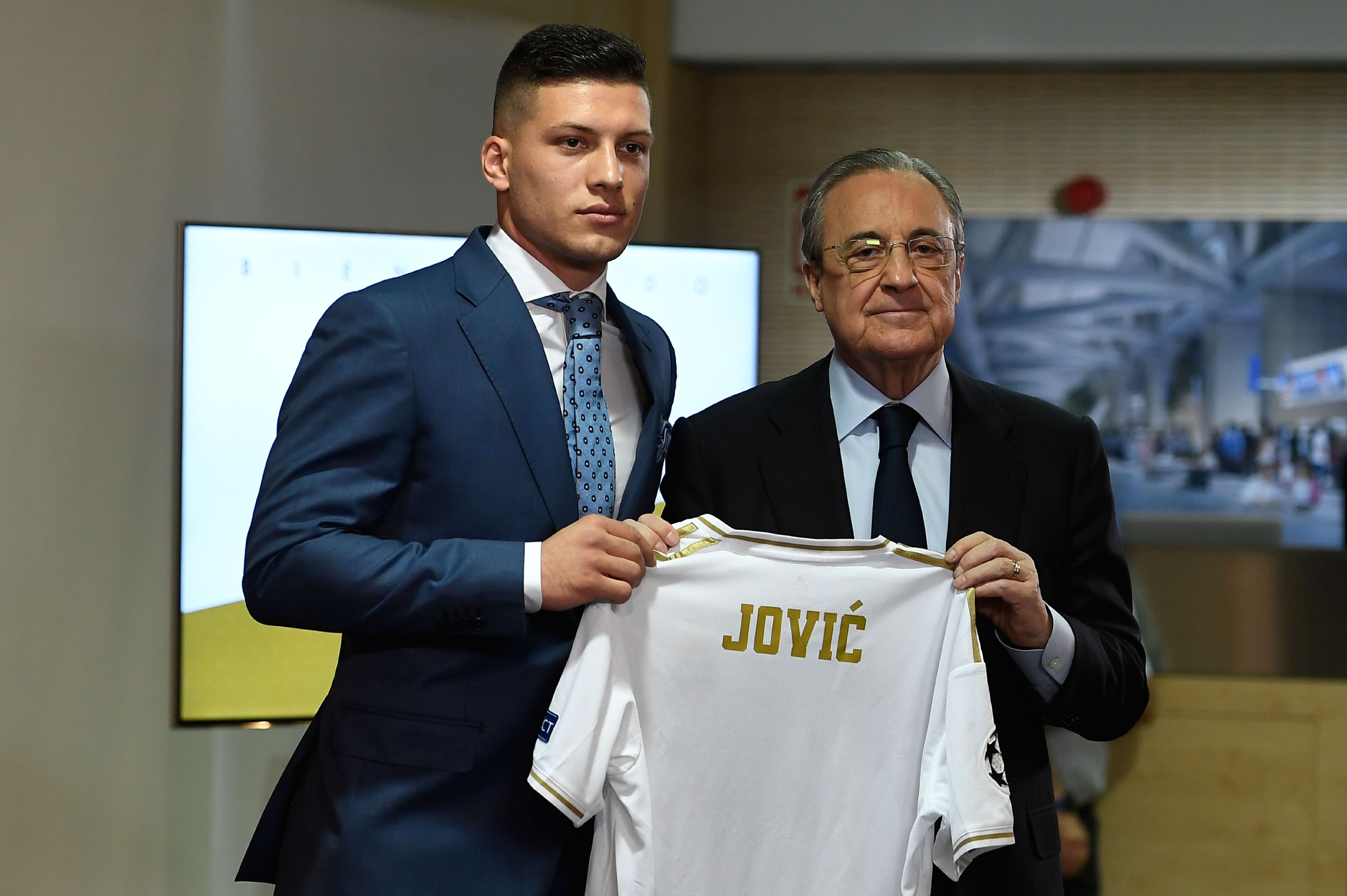 Luka Jovic Real Madrid presentación Florentino Pérez