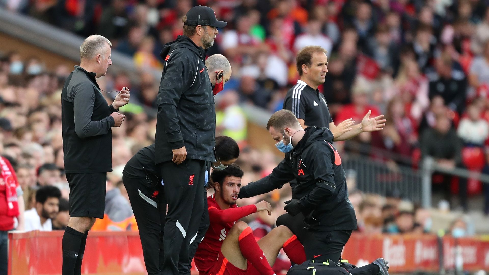 Curtis Jones Liverpool 2021