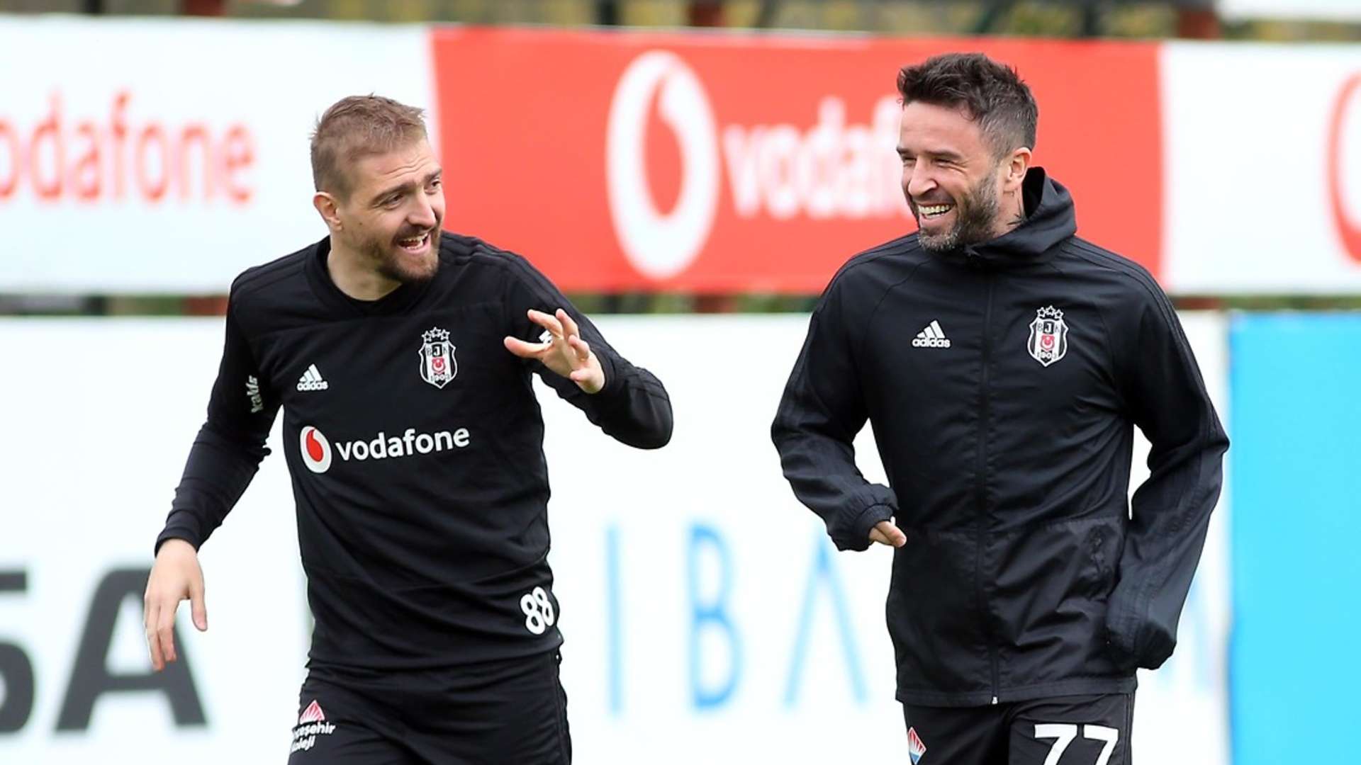Caner Erkin Gokhan Gonul Besiktas 2019