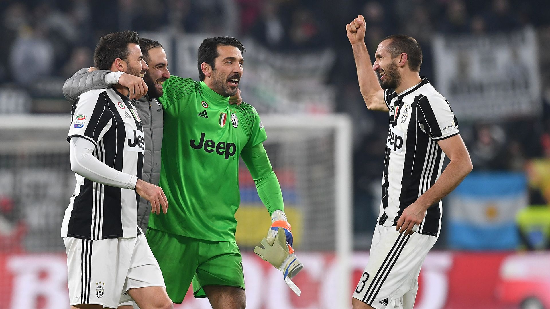 Higuain Buffon Chiellini Juventus