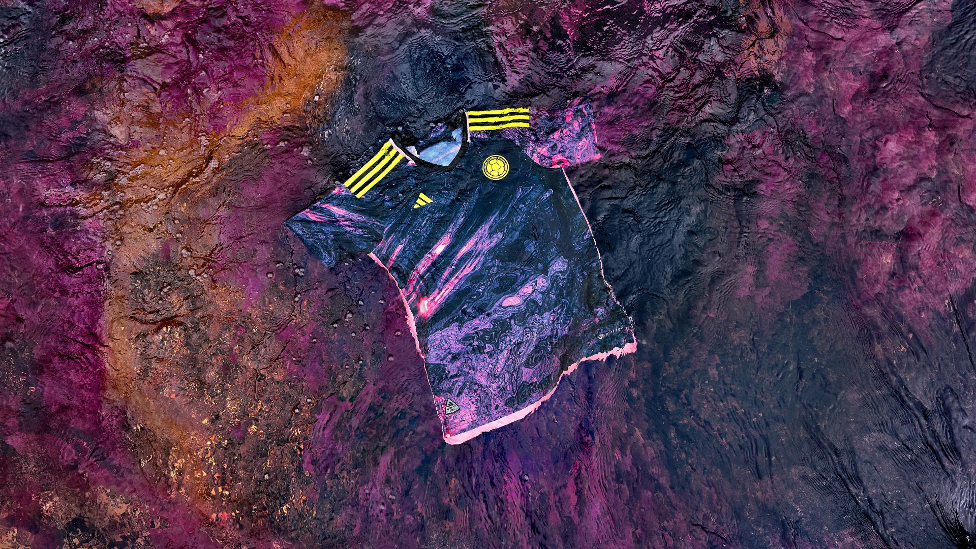 Columbia 2023 Women's World Cup away kit