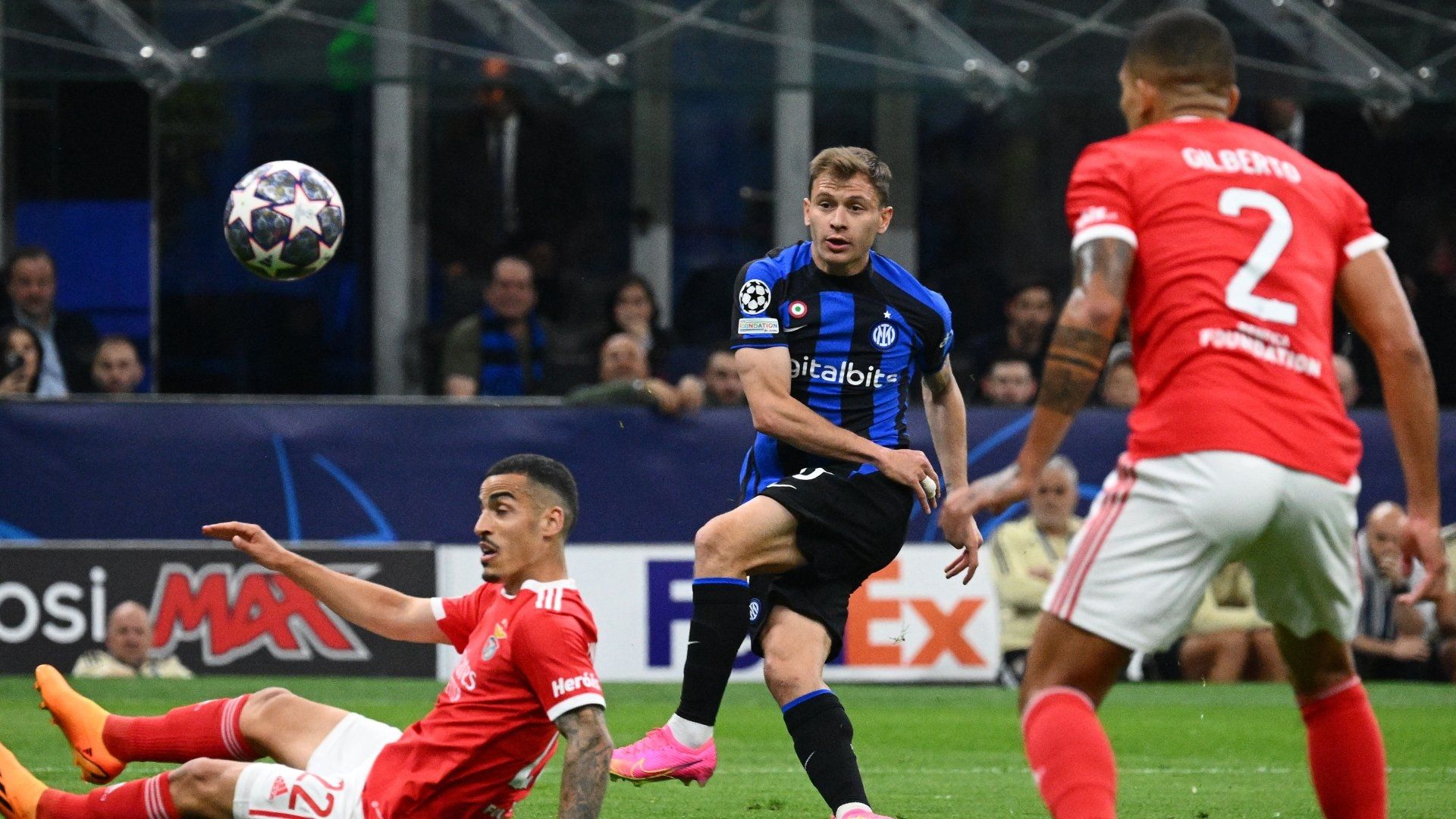 Nicolo Barella shot Inter Benfica 2022-23