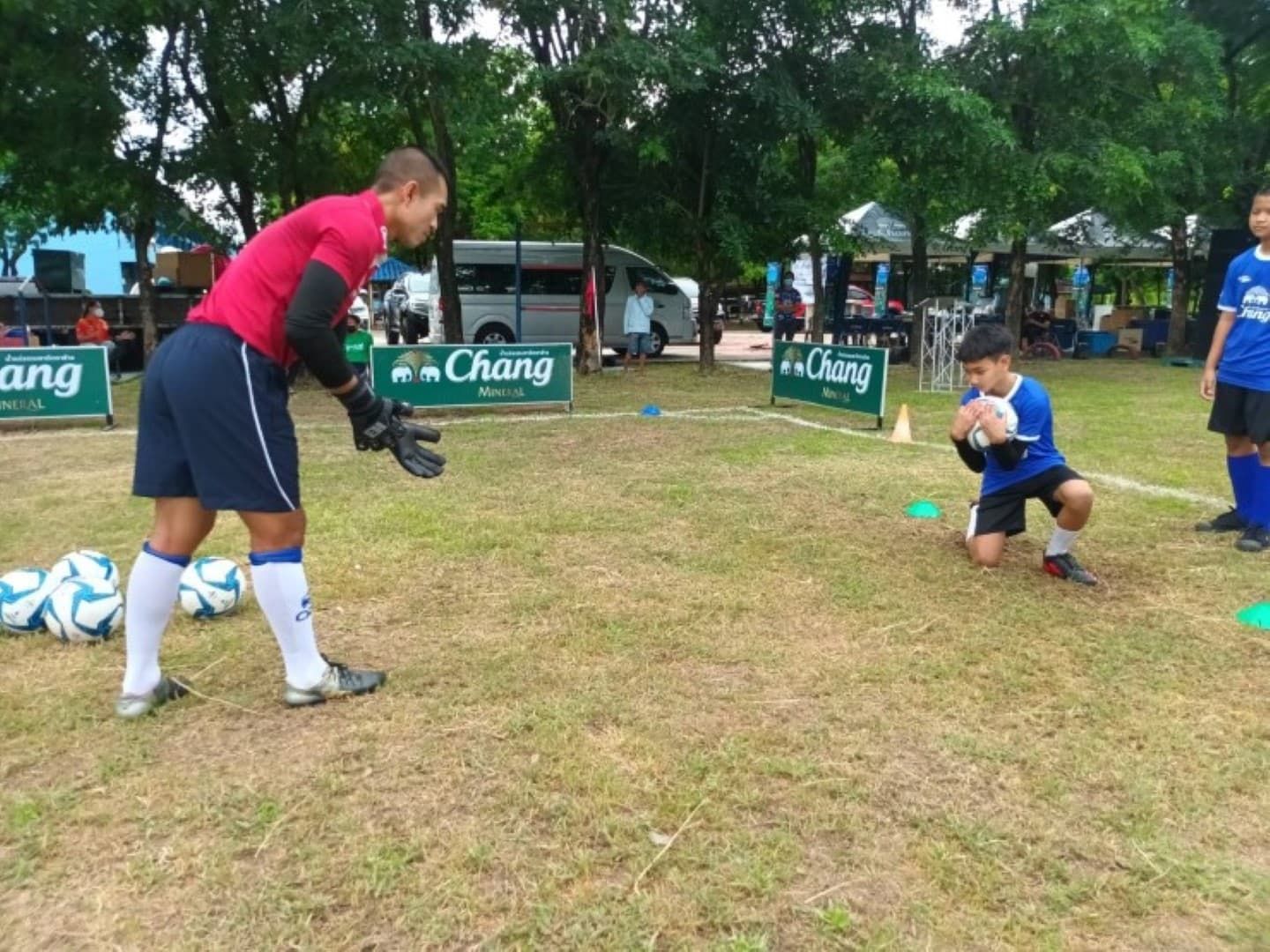 ช้าง โมบาย ฟุตบอล คลินิก ปีที่ 11