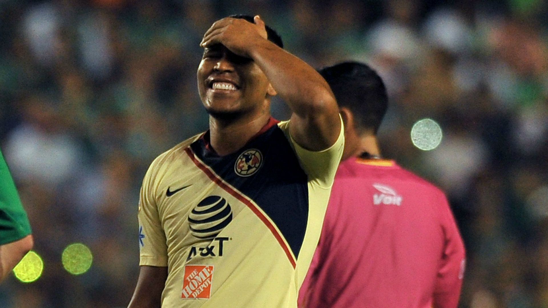 Roger Martínez América 190519