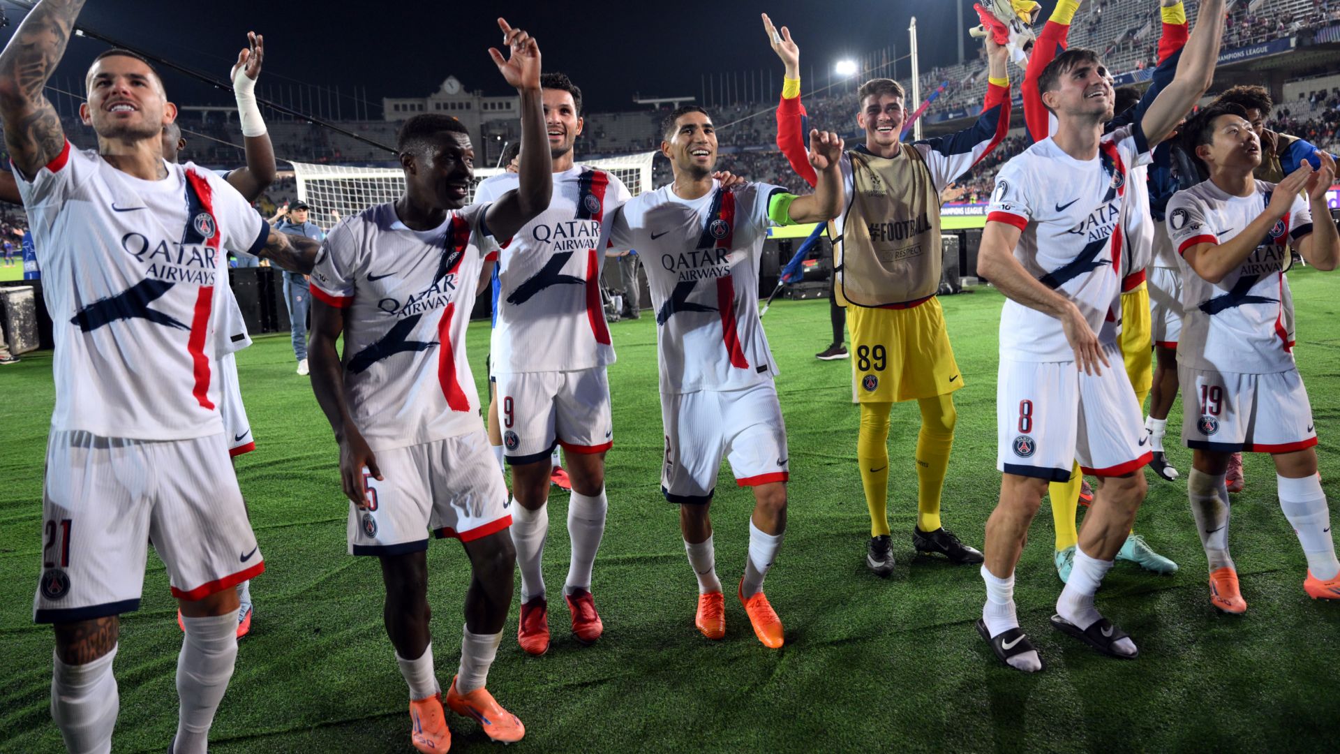 PSG celebrate Barcelona Champions League 2025-26