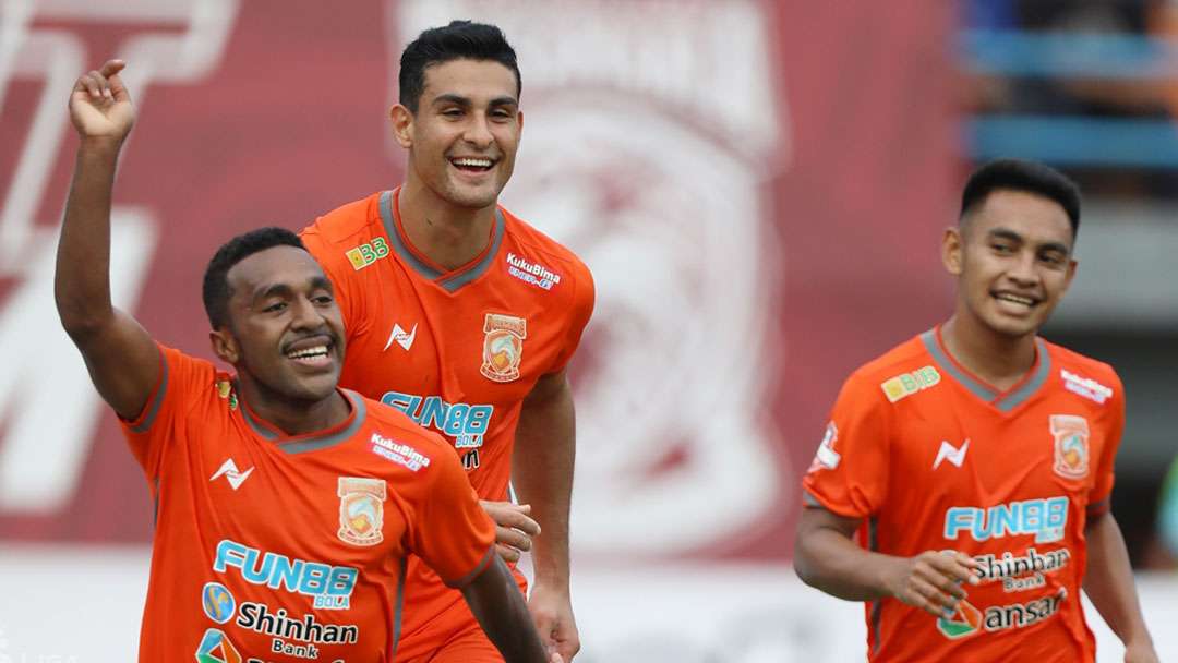 Selebrasi Terens Puhiri - Borneo FC