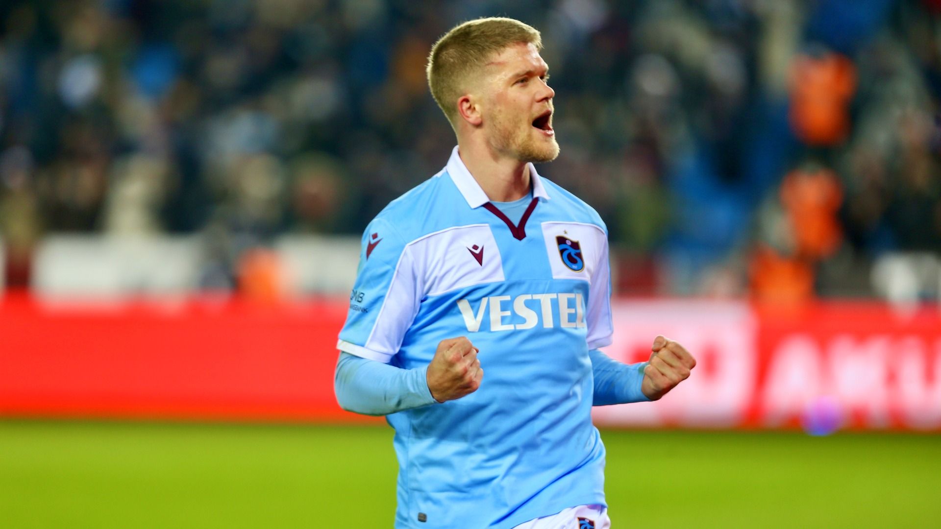 Andreas Cornelius Trabzonspor goal celebration 2022