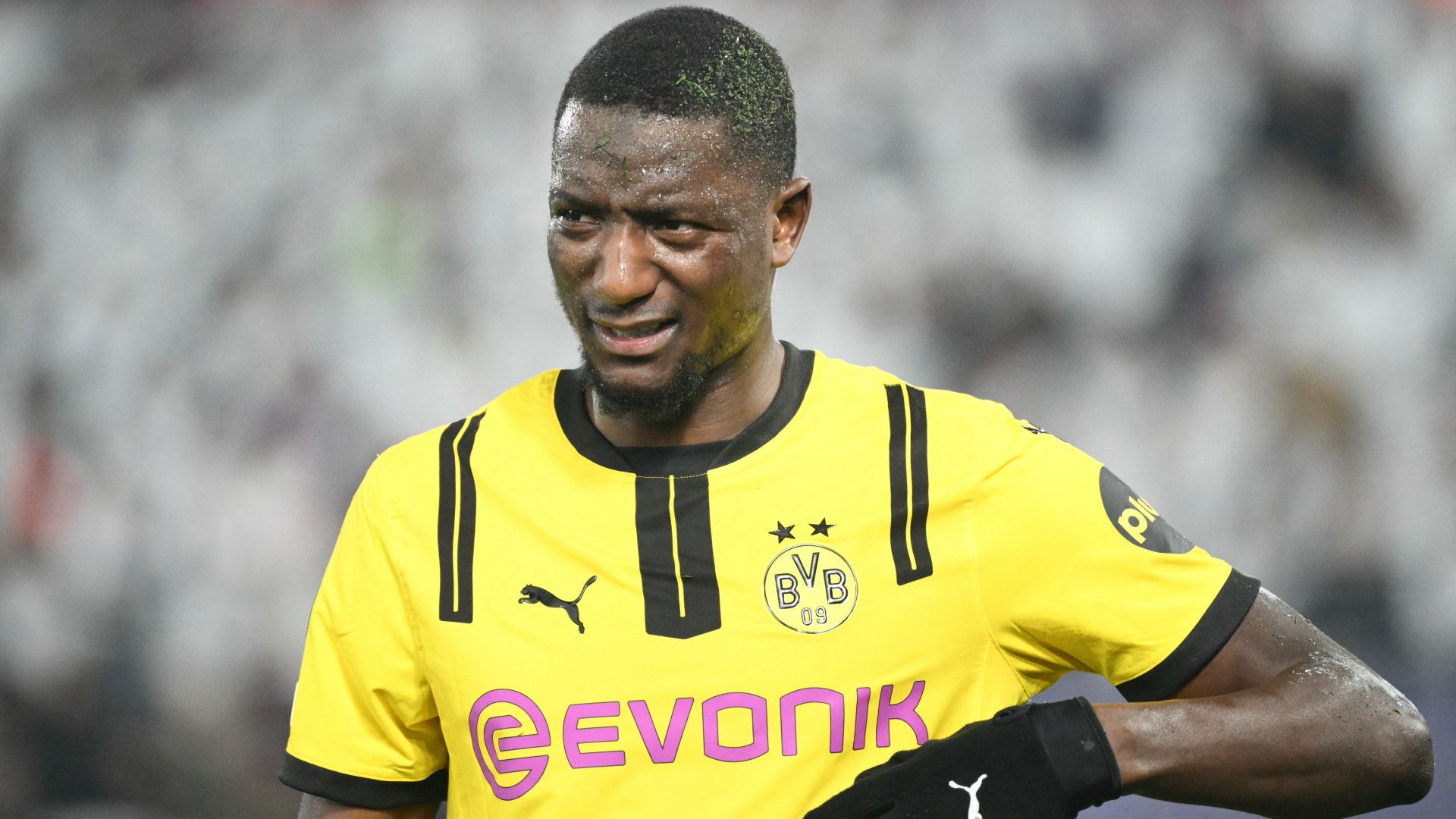 SERHOU GUIRASSY BORUSSIA DORTMUND