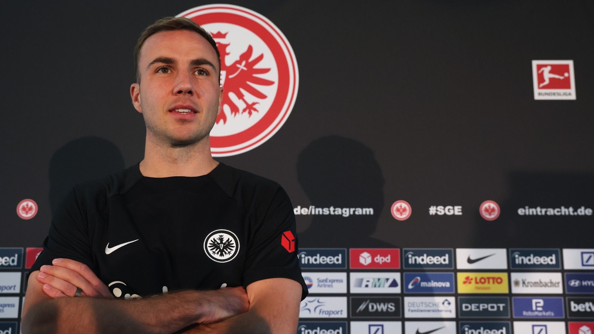 Mario Götze poses for a photo during their presentation as new player of Eintracht Frankfurt 