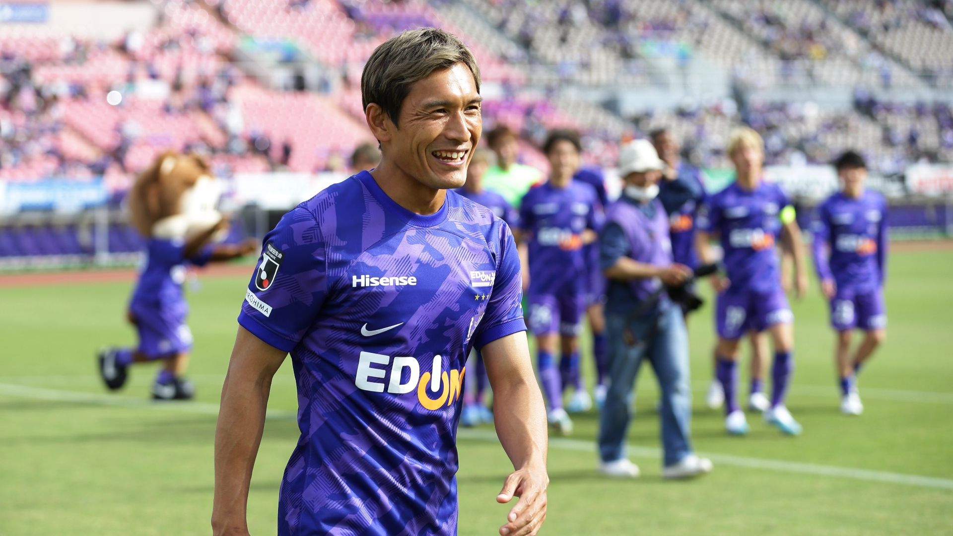 広島一筋37歳MF青山敏弘が契約更新…来季21シーズン目へ | Goal 