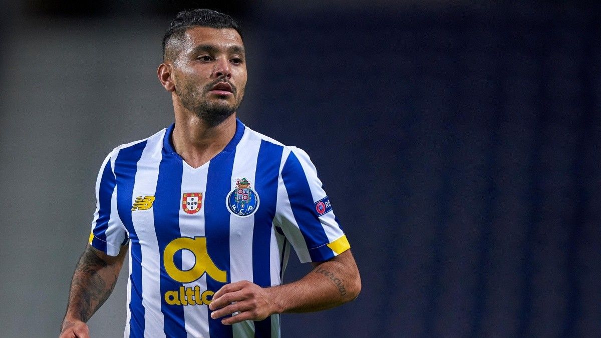 Tecatito Corona Porto 2020