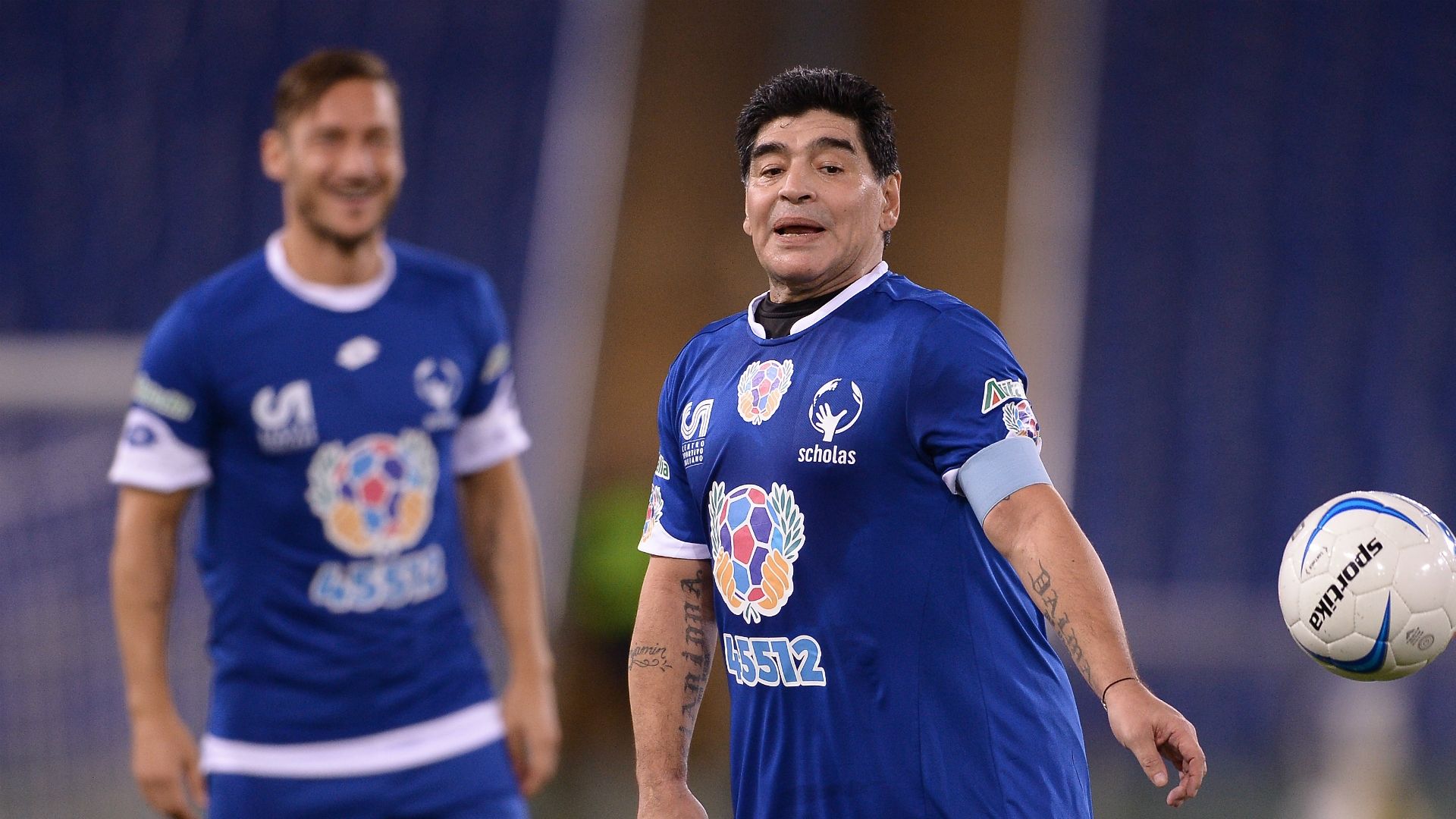 56 moments Maradona