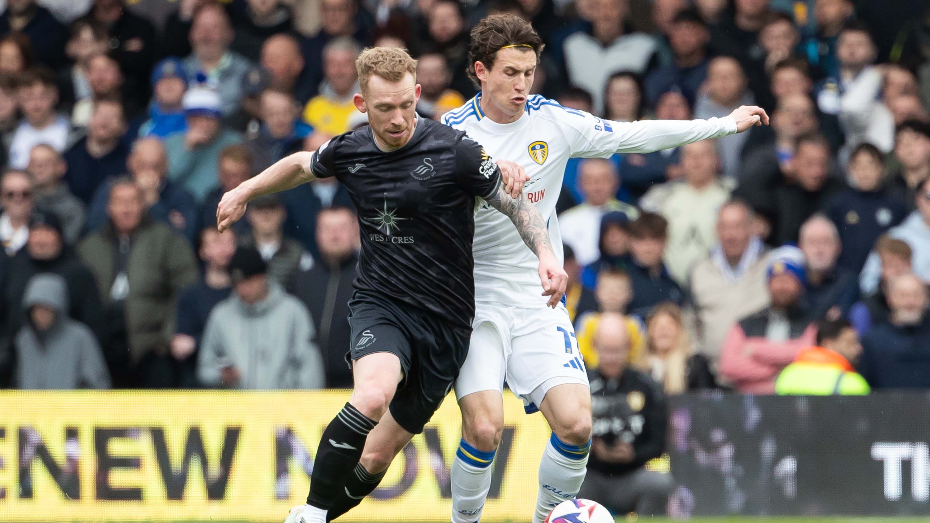 Brenden Aaronson, Leeds