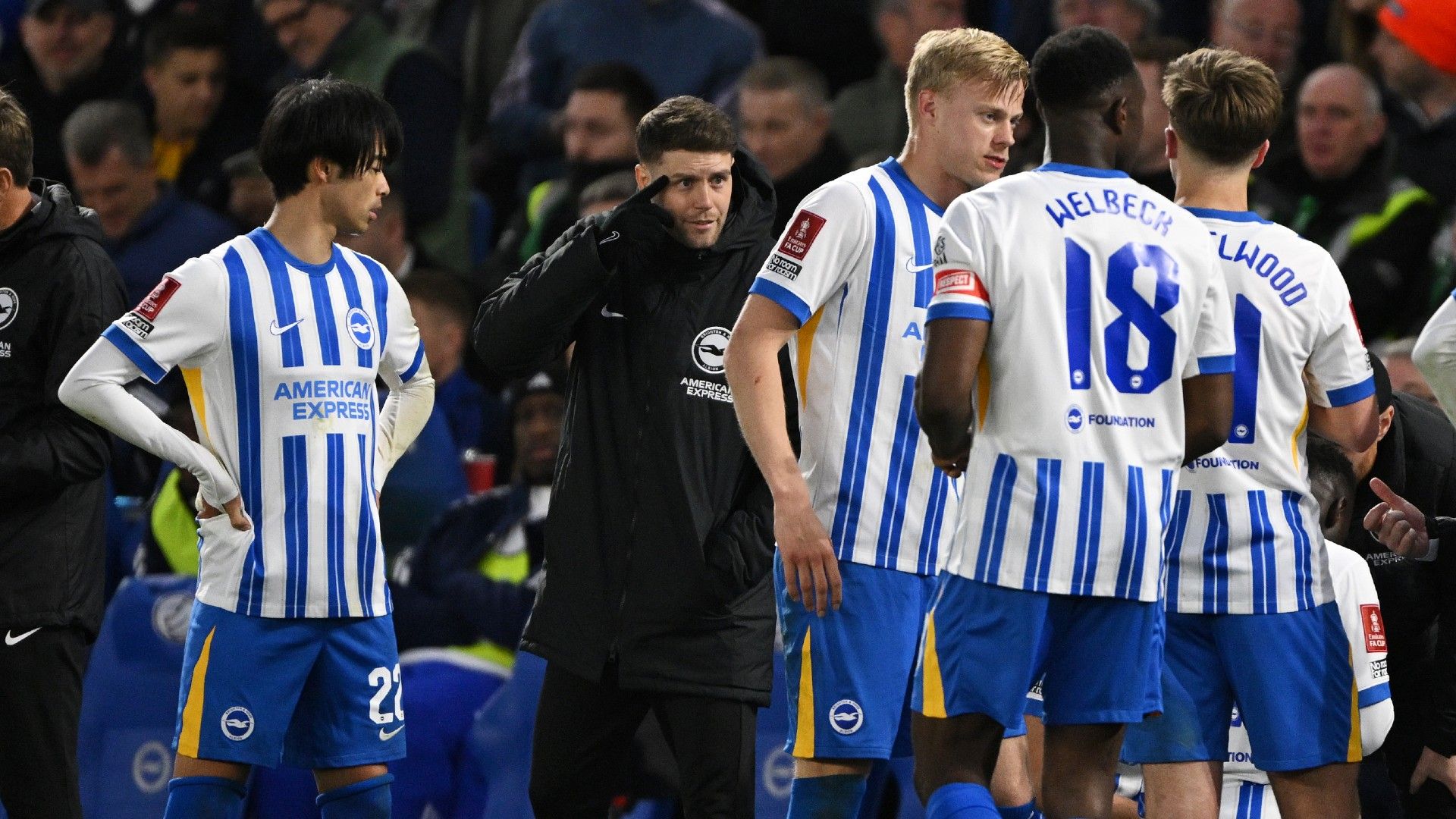 Fabian Hurzeler-manager-brighton-mitoma-202503