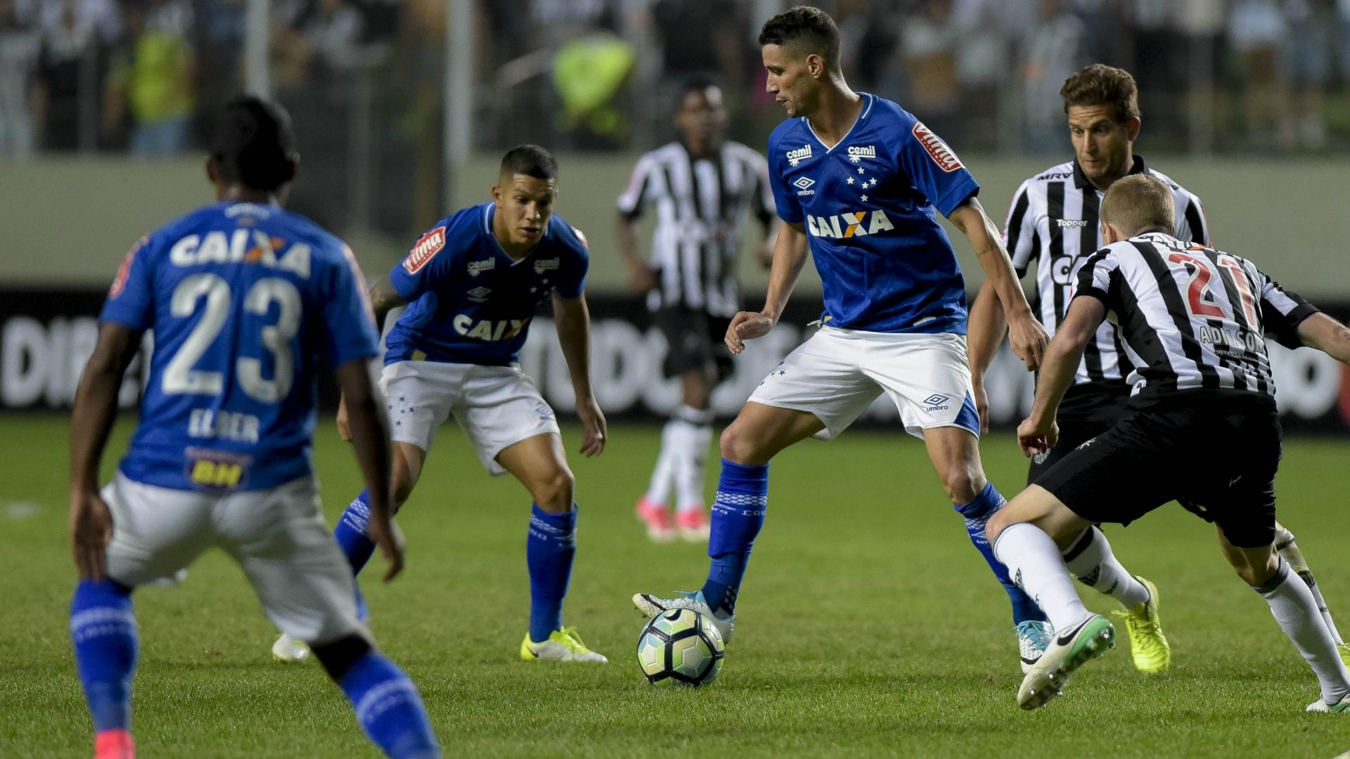 Lucas Romero Thiago Neves Adilson Rafael Moura Atlético-MG Cruzeiro Campeonato Brasileiro 02072017