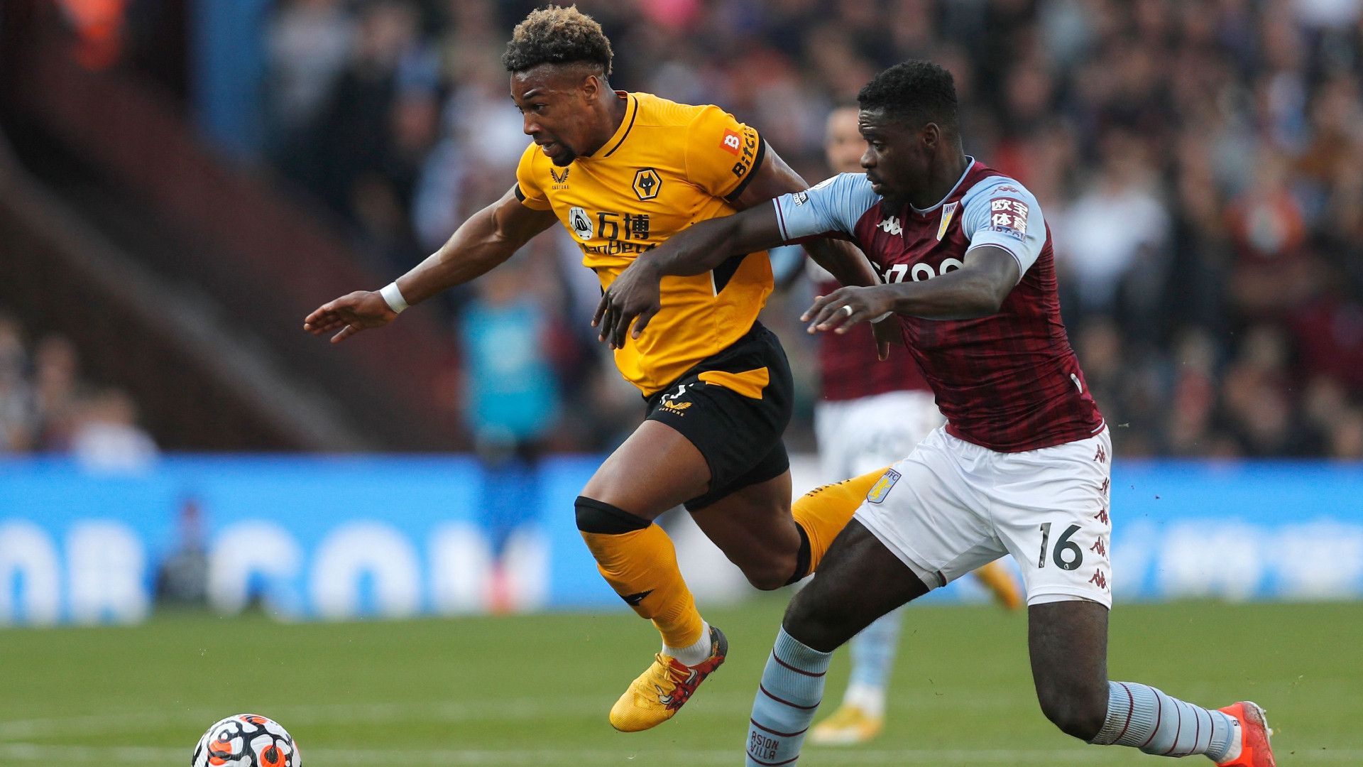 Adama Traoré Axel Tuanzebe Premier League