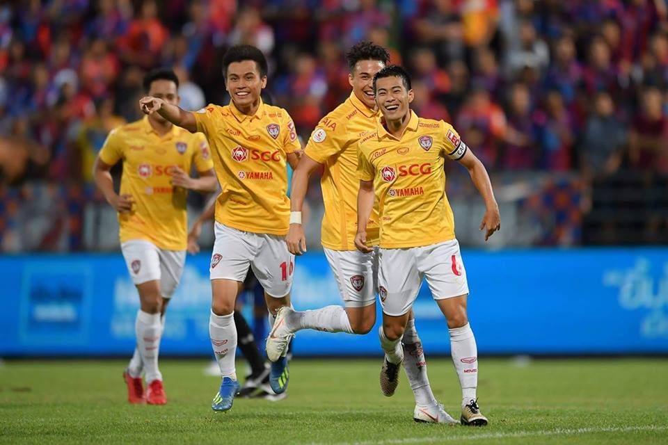 สารัช อยู่เย็น