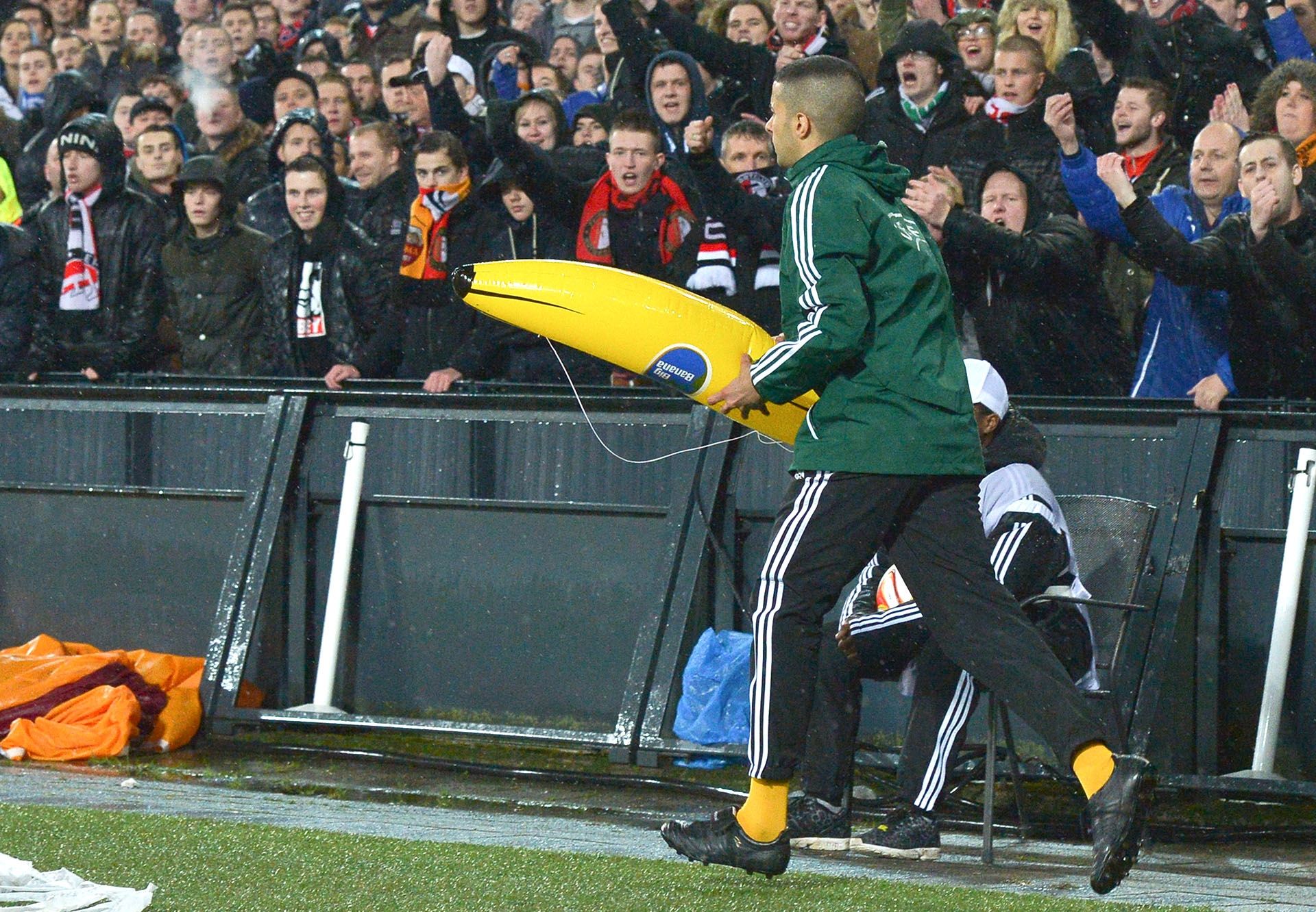 Banana Inflatable Feyenoord AS Roma Europa League 26022015