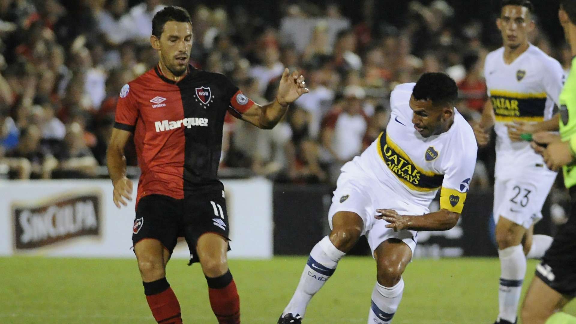 Maxi Rodriguez Carlos Tevez Newells Boca Superliga 27012019