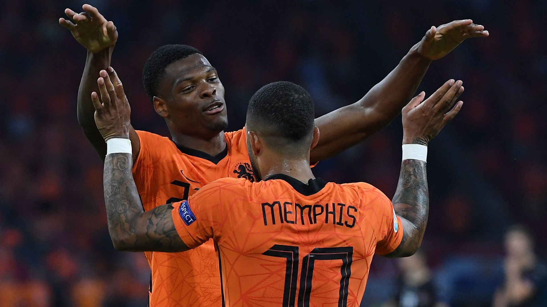 DENZEL DUMFRIES MEMPHIS DEPAY NETHERLANDS 17062021