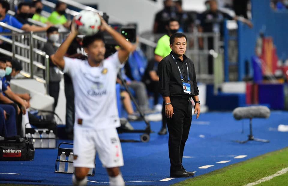 สะสม พบประเสริฐ