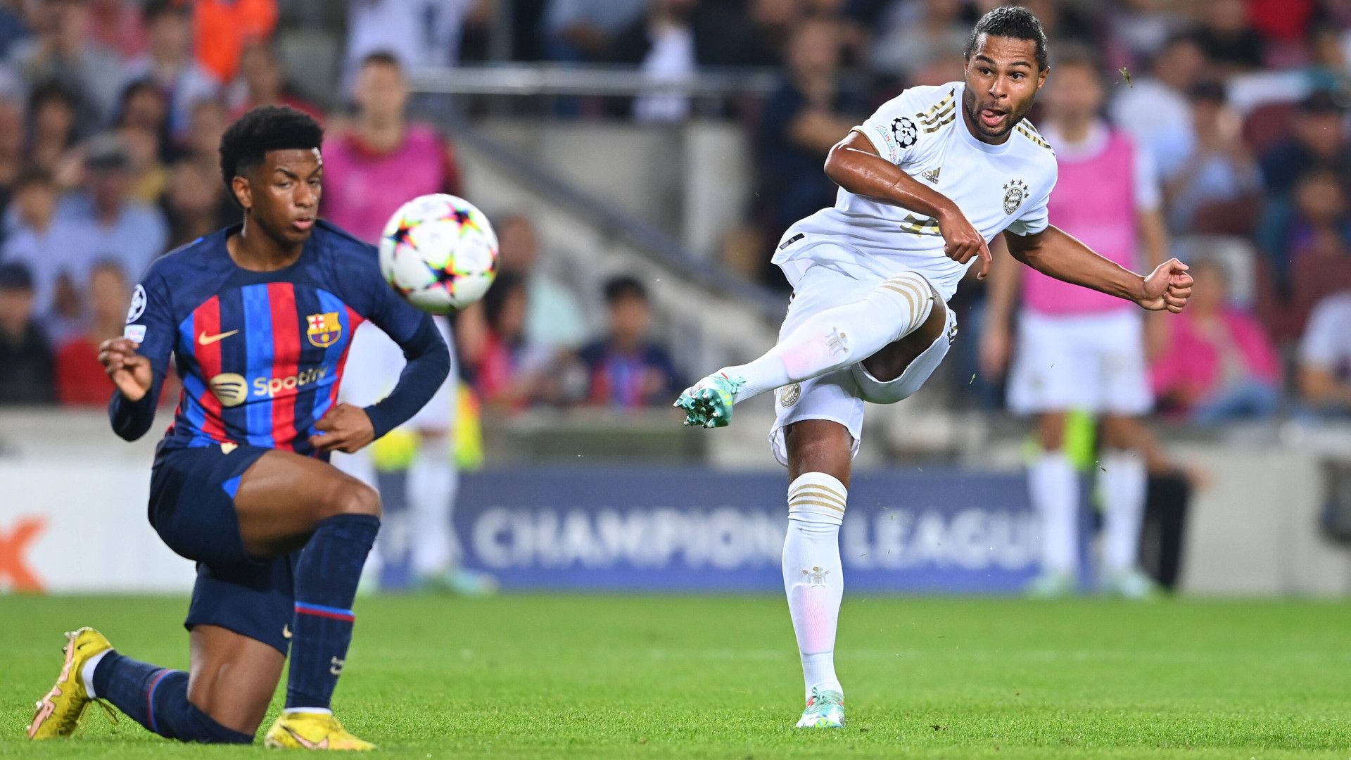 GERMANY ONLY: SERGE GNABRY BAYERN MÜNCHEN CHAMPIONS LEAGUE 26102022