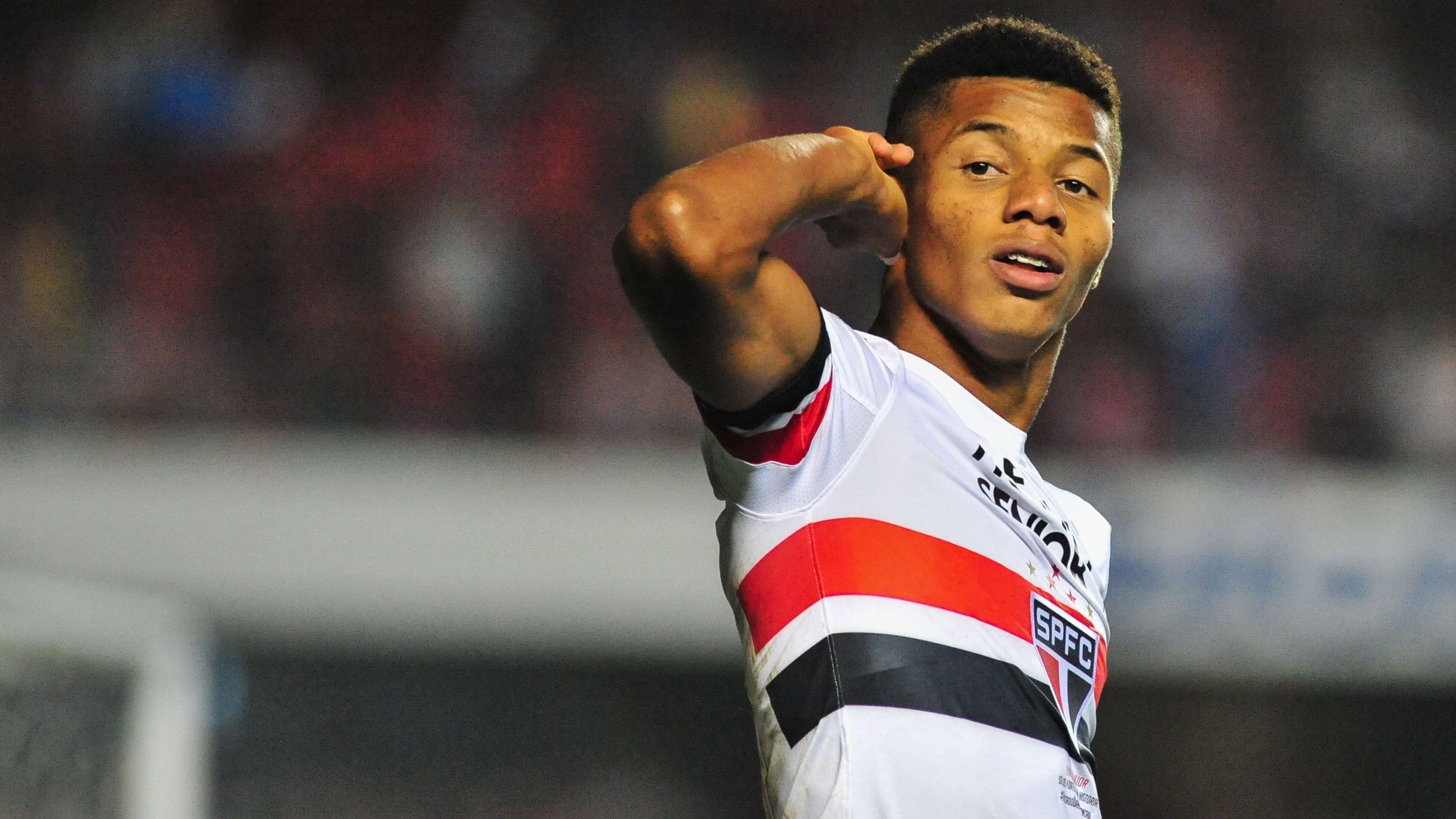 David Neres de Campos, Sao Paulo, 2016/17