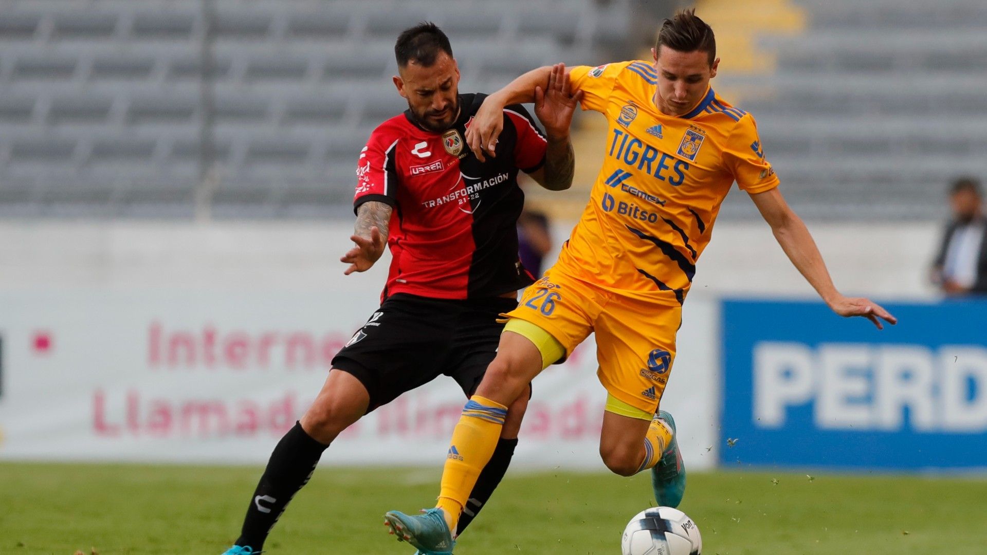 Emanuel Aguilera Florian Thauvin Atlas Tigres Clausura 2022