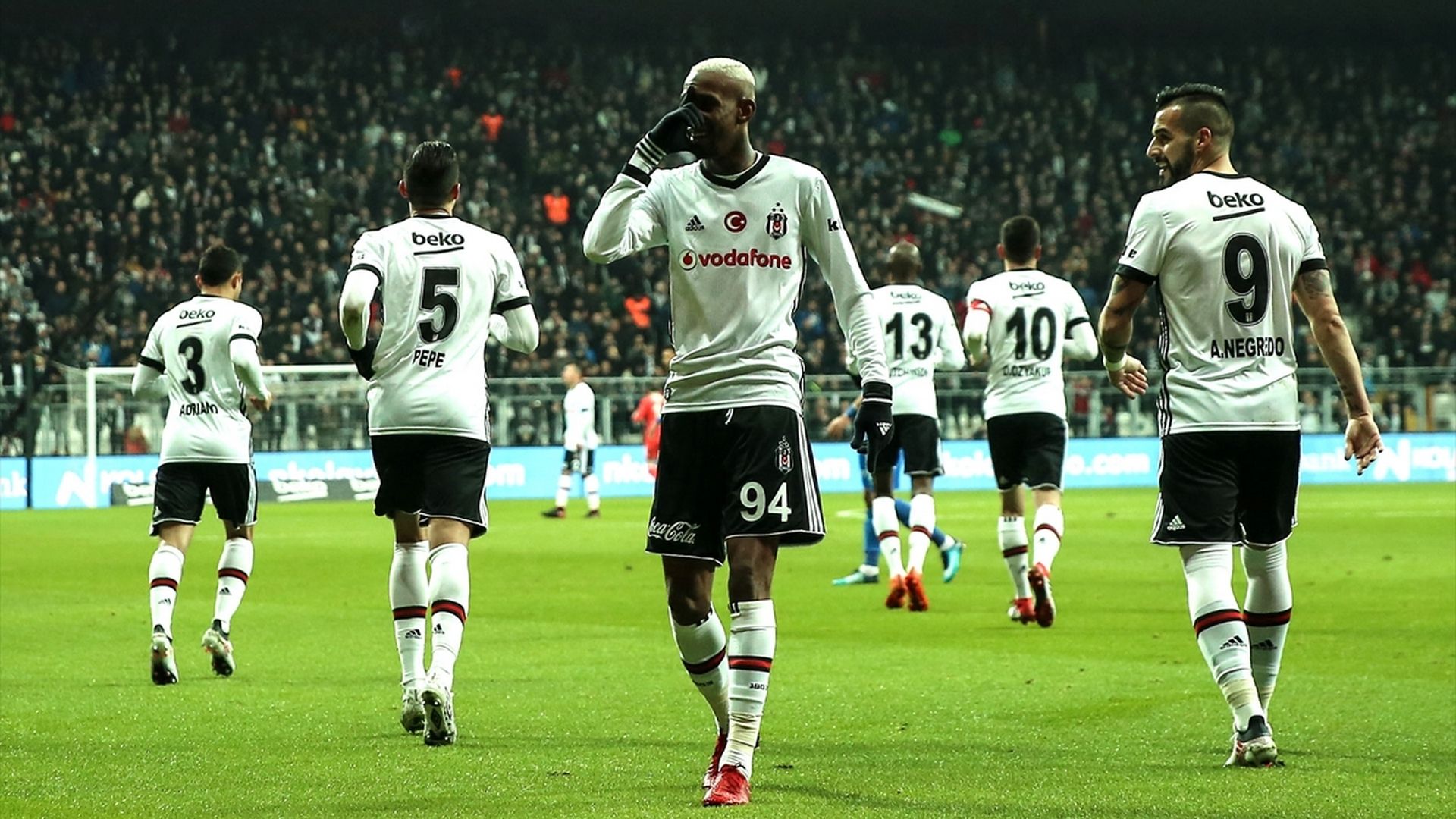 Besiktas goal celebration Anderson Talisca 1262018