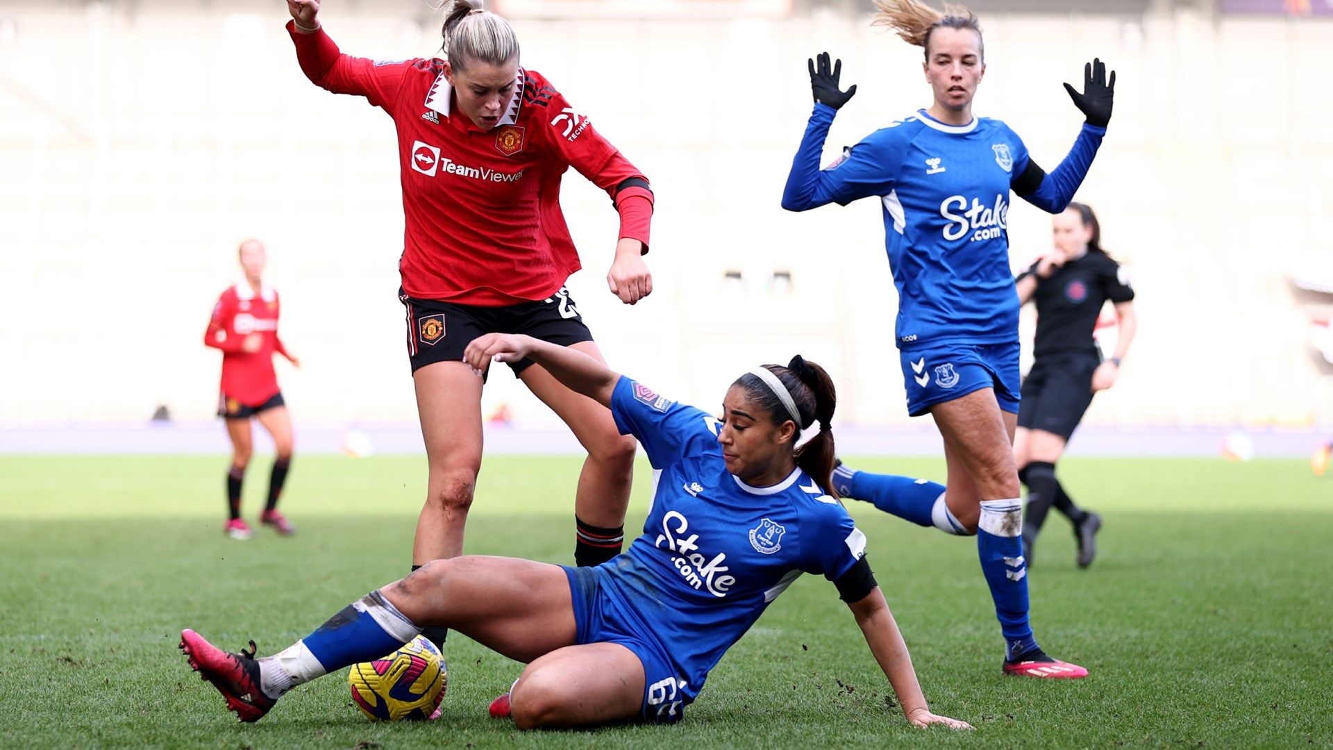 Gabby George Everton Women 2022-23