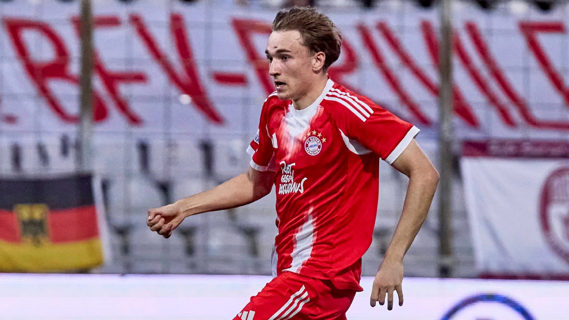 DEGRAF Artur (FC Bayern München II FCBII17 Linksaußen)