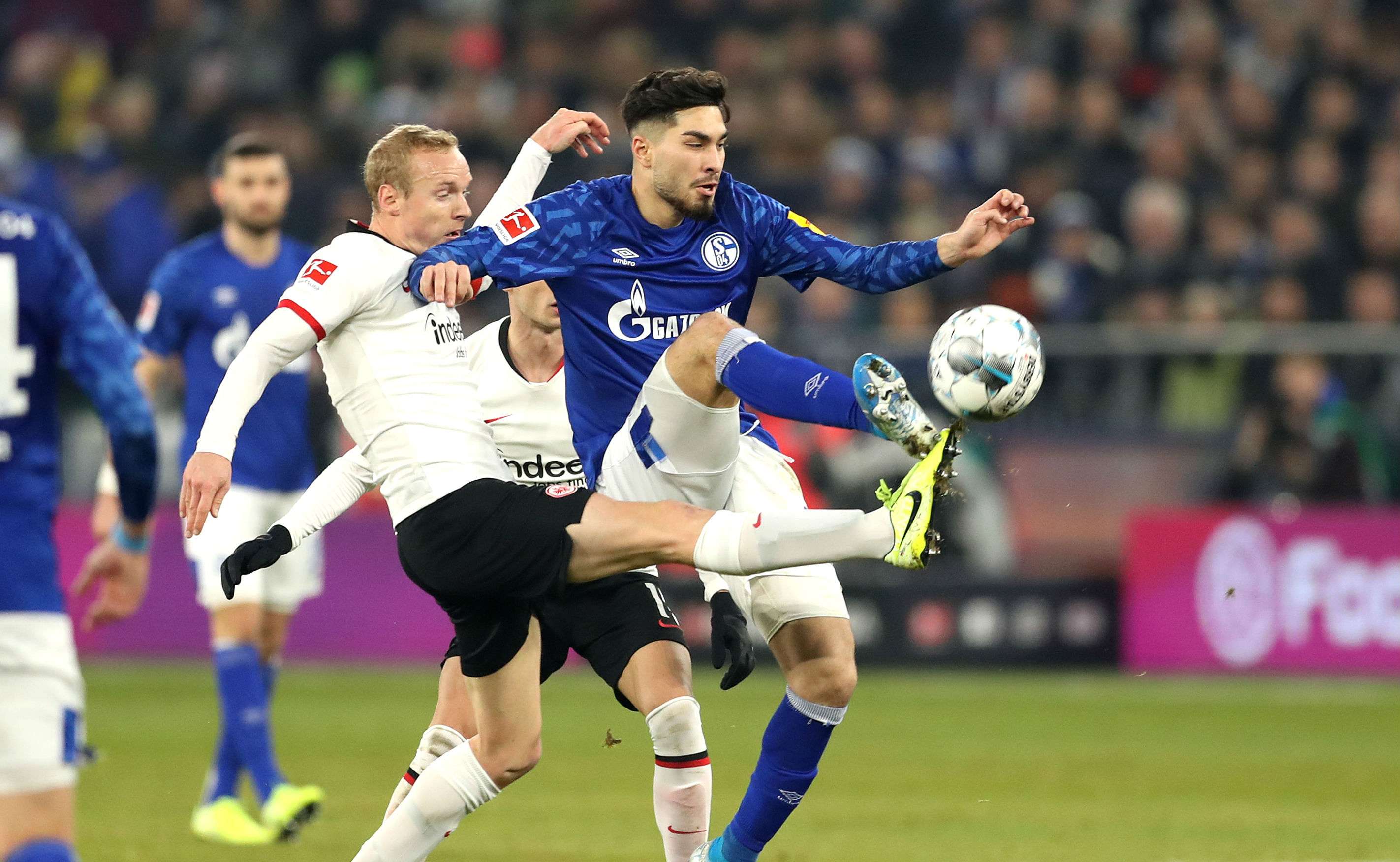 Sebastian Rode Suat Serdar Schalke Frankfurt 15122019